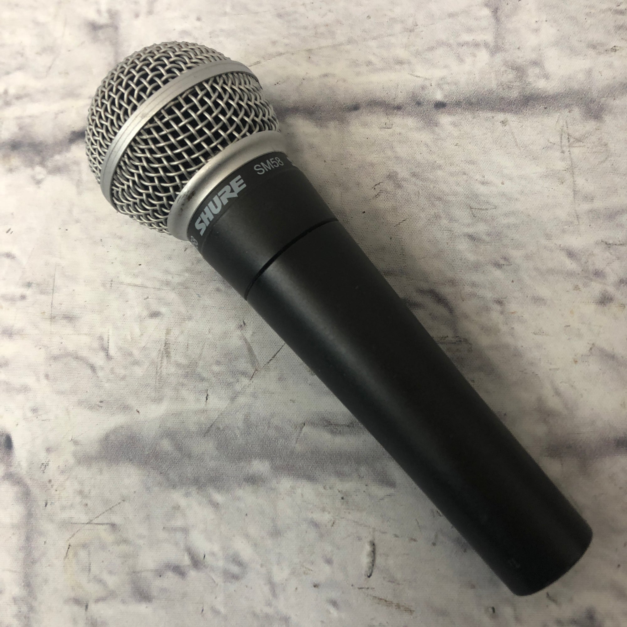 Shure SM58 Dynamic Vocal Microphone