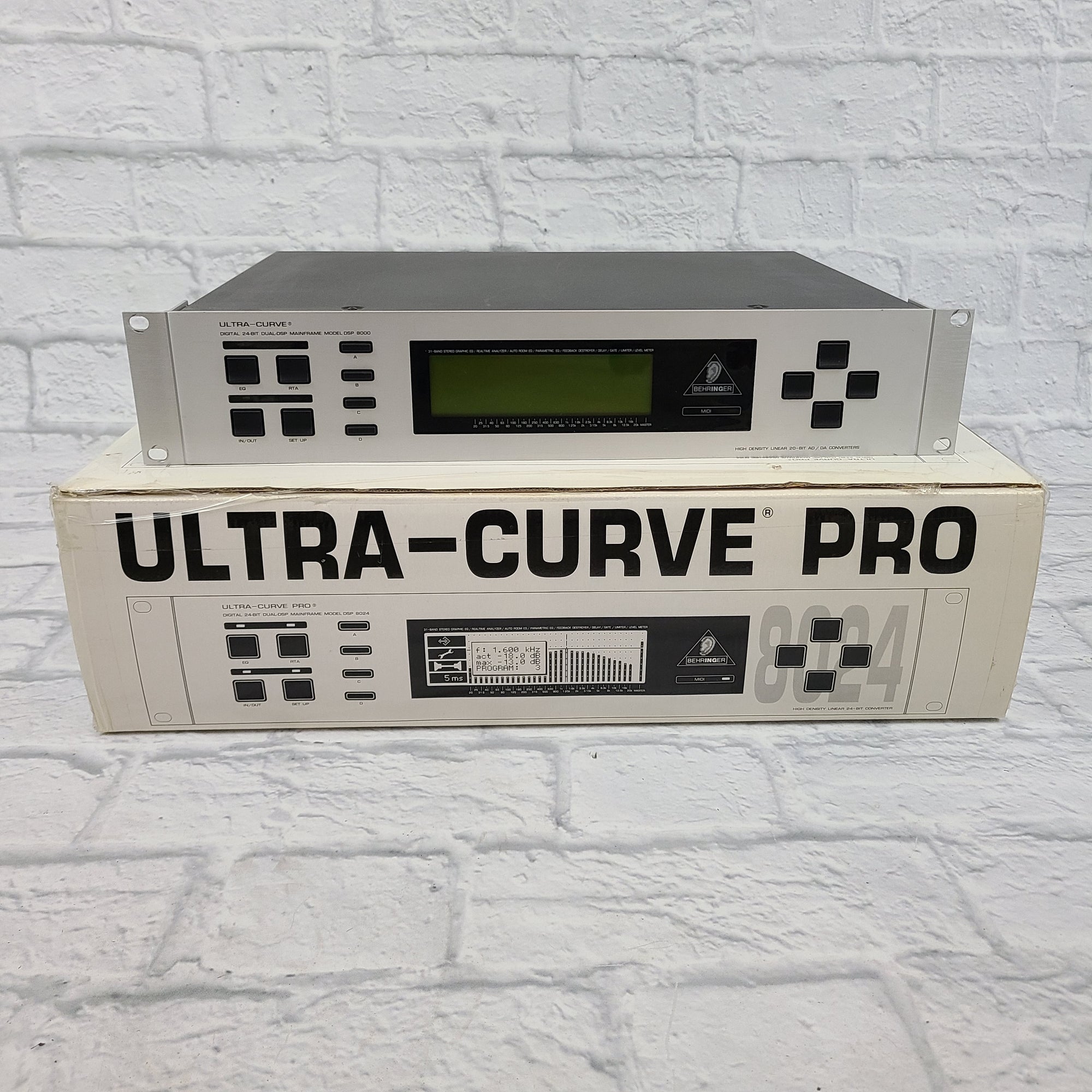 Behringer UltraCurve Pro 24-Bit Dual-DSP 8024