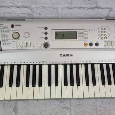 Yamaha E303 Keyboard 61 Key