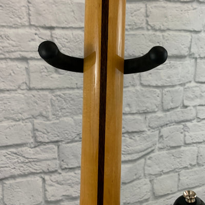 Squier Classic Vibe Bass VI - Black