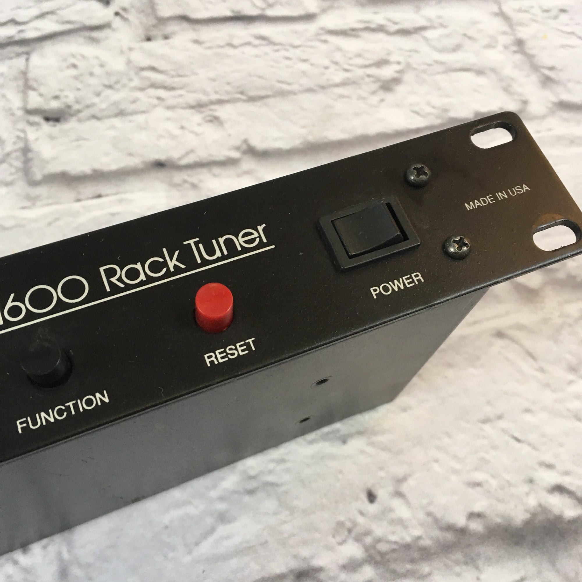Sabine RT-1600 Rackmount Tuner