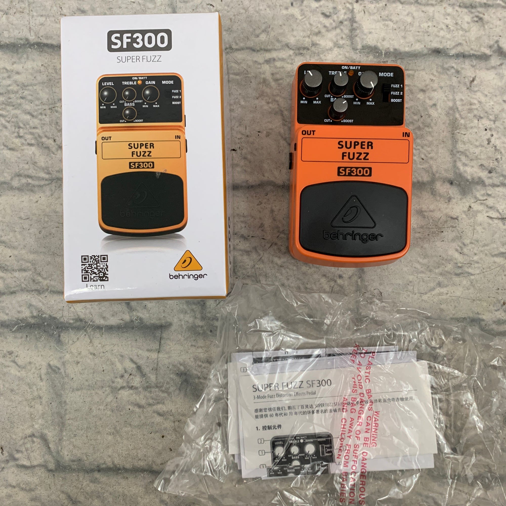 behringer fuzz pedal review Behringer SF300 Super Fuzz Pedal