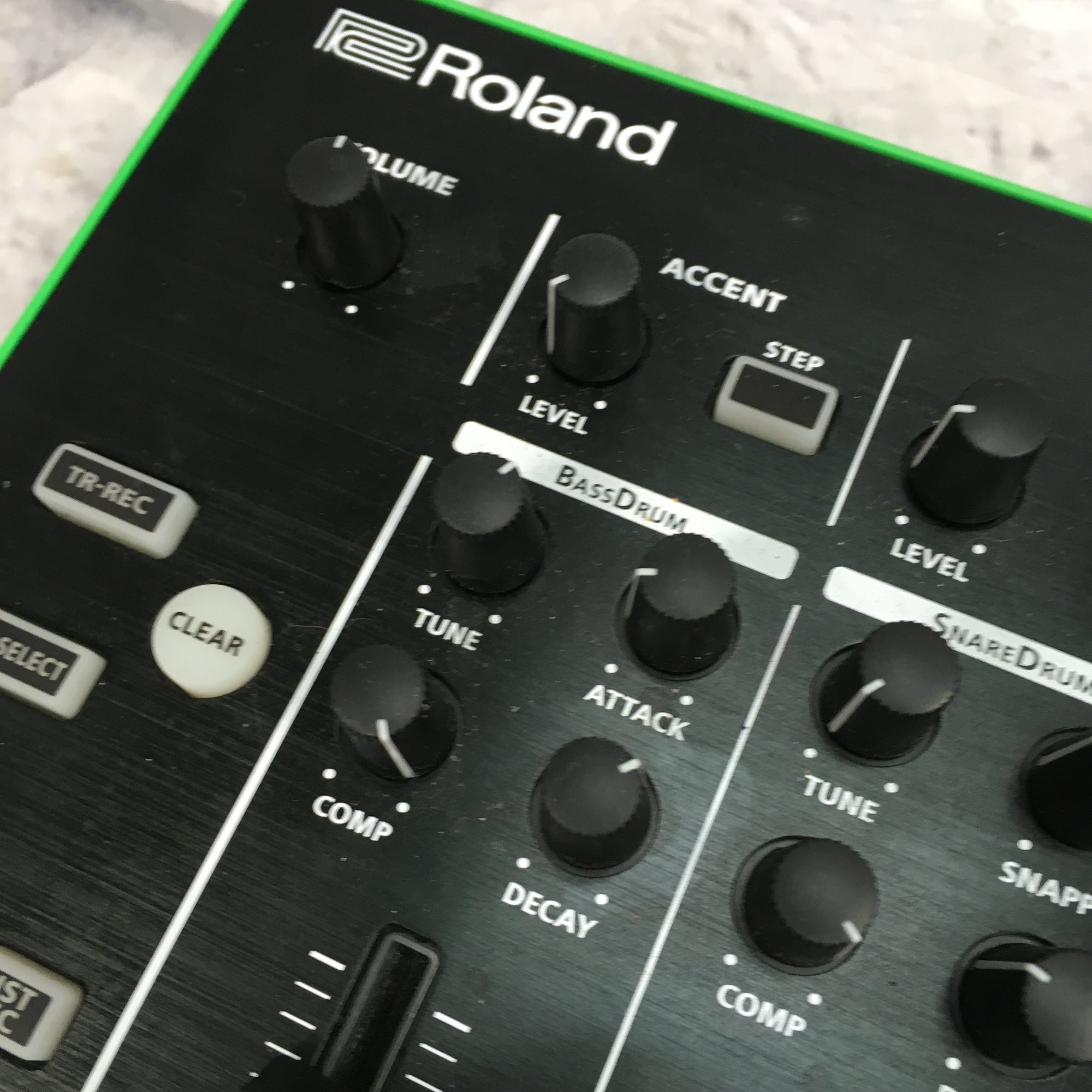 Roland AIRA TR-8 Rhythm Performer