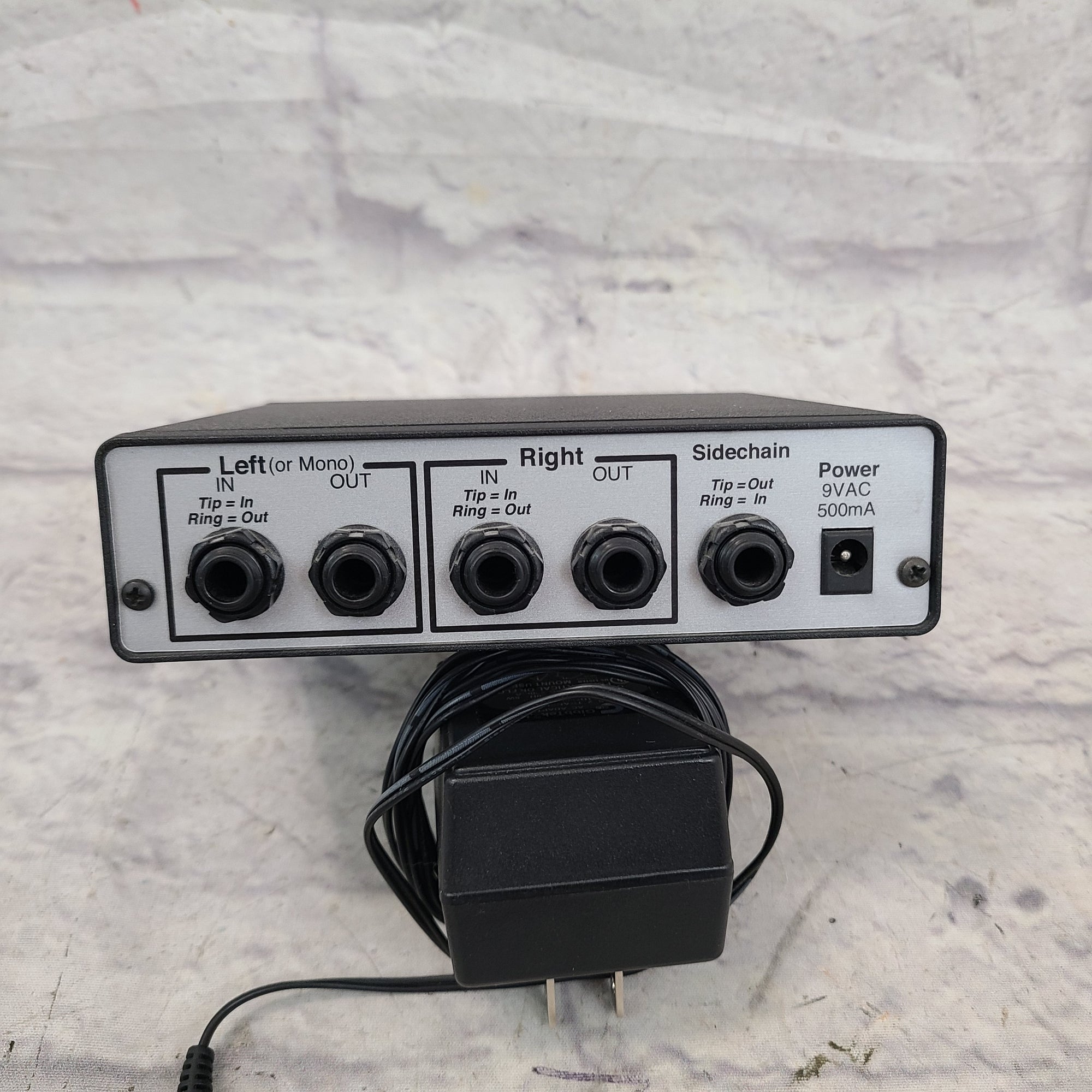 FMR Audio Really Nice Leveling Amplifier RNLA7239