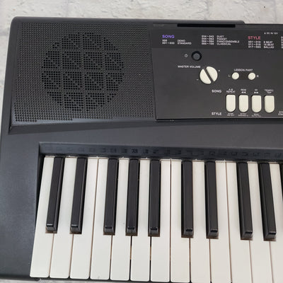 Yamaha EZ-220 61 Key Keyboard