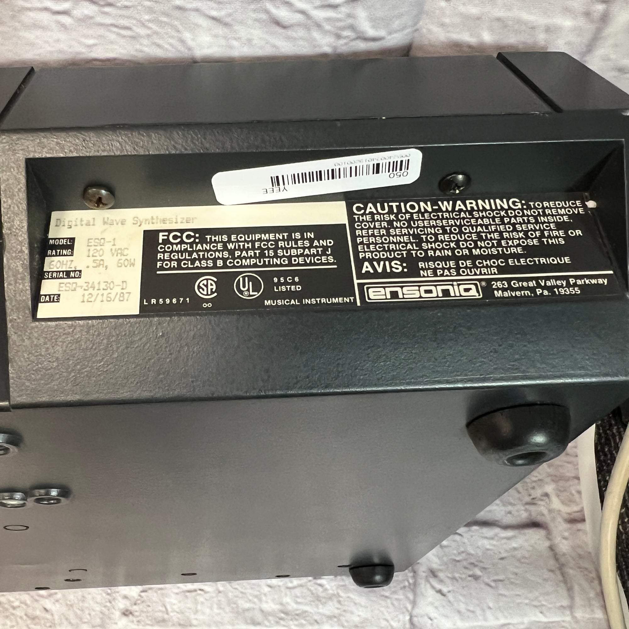 Ensoniq ESQ-1 Digital Wave Synthesizer