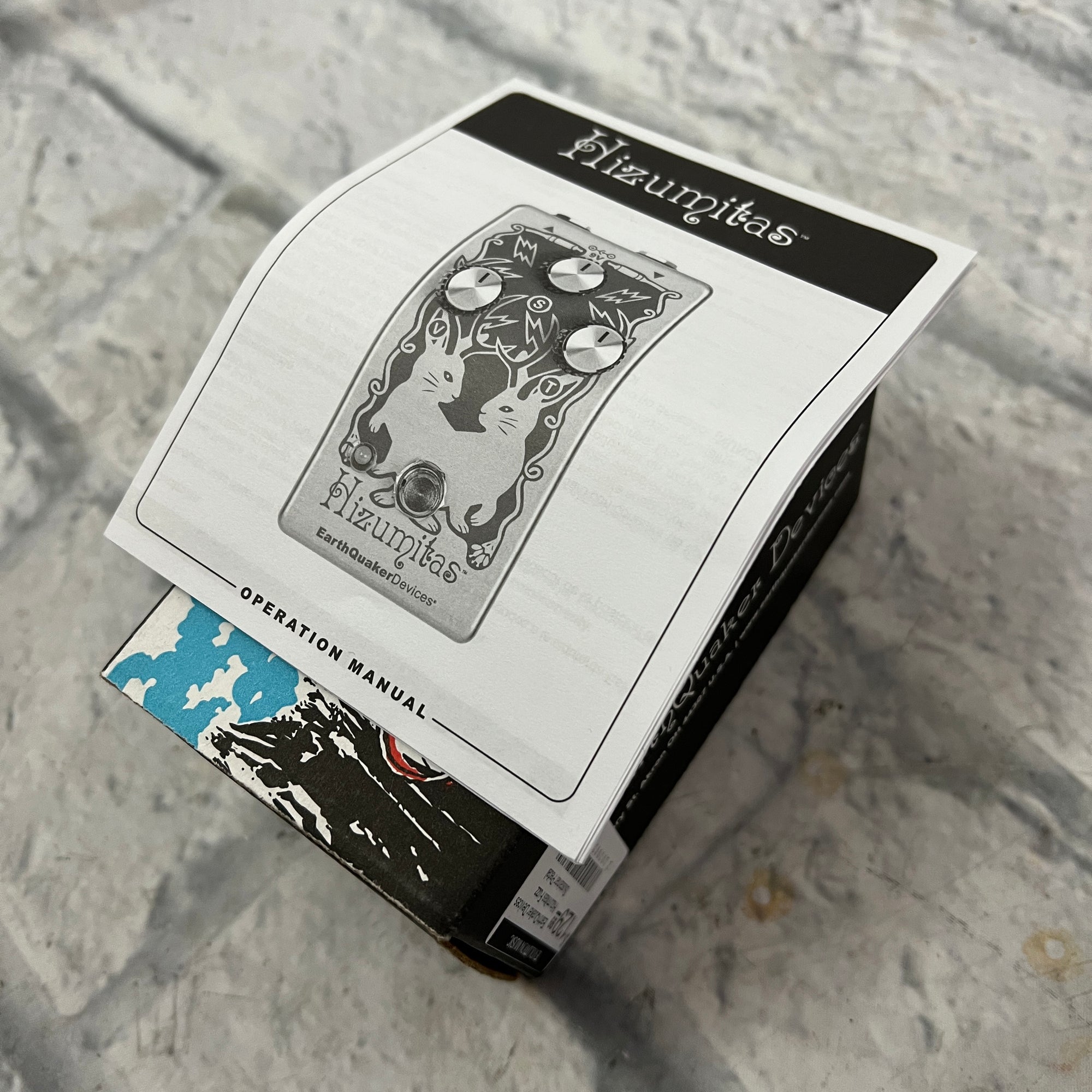 EarthQuaker Devices Hizumitas Fuzz Sustainar Pedal