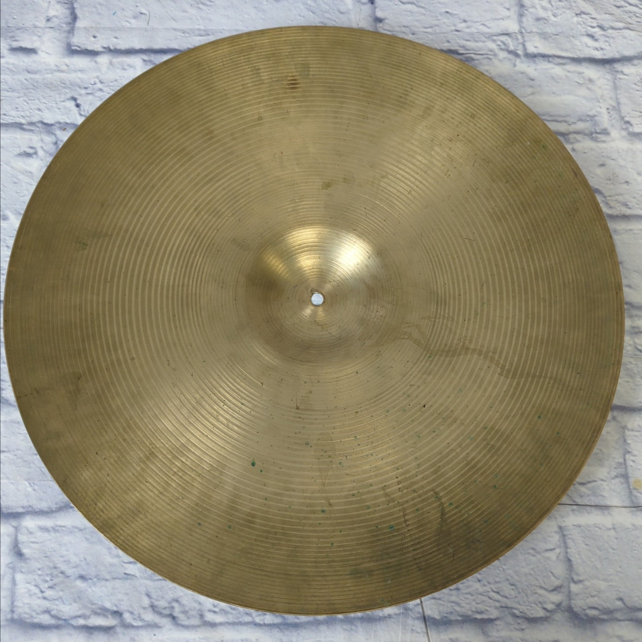 Vintage Zildjian Avedis 22" Ride Cymbal - 2700g