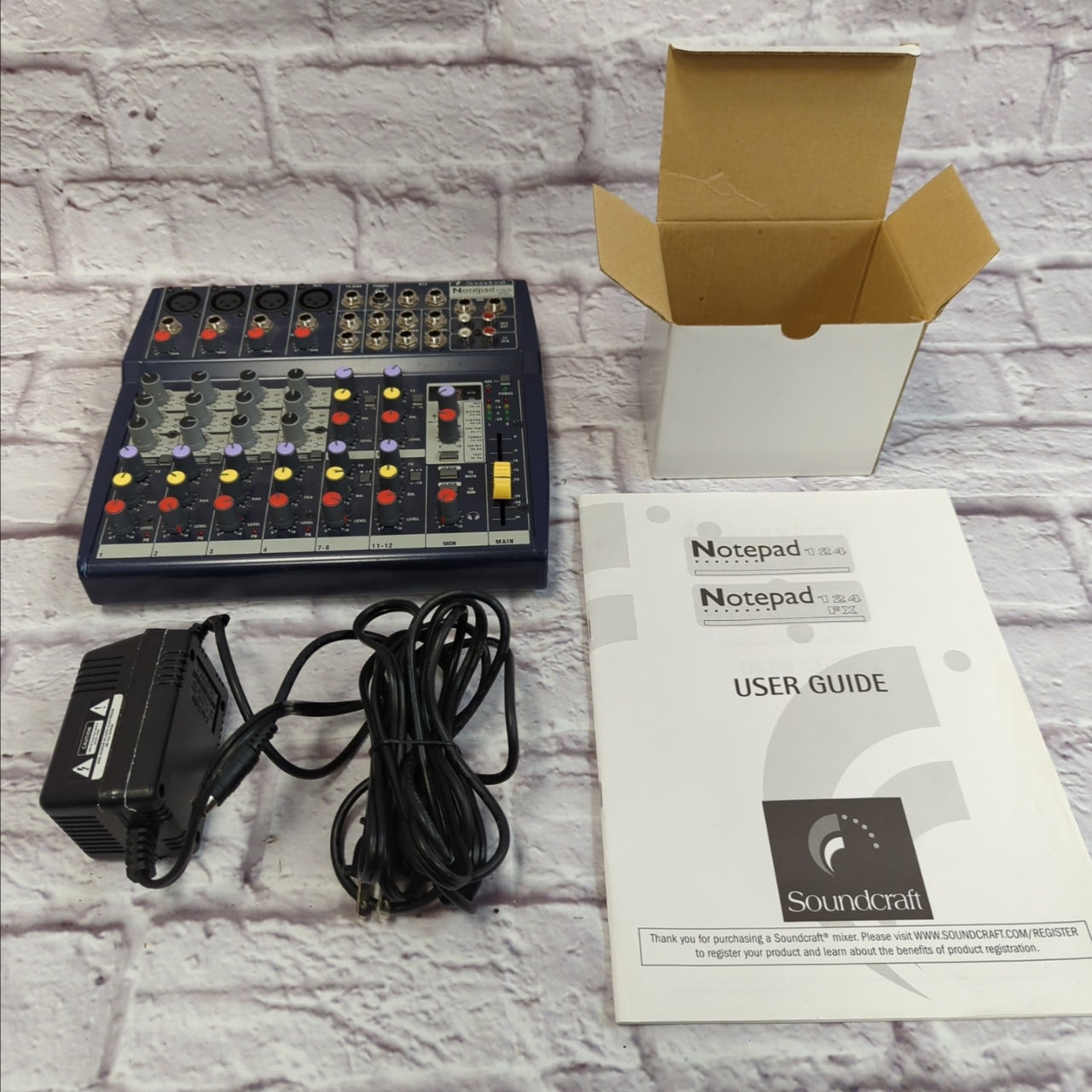 Notepad 124fx Soundcraft Notepad 124fx Mixer - Evolution Music