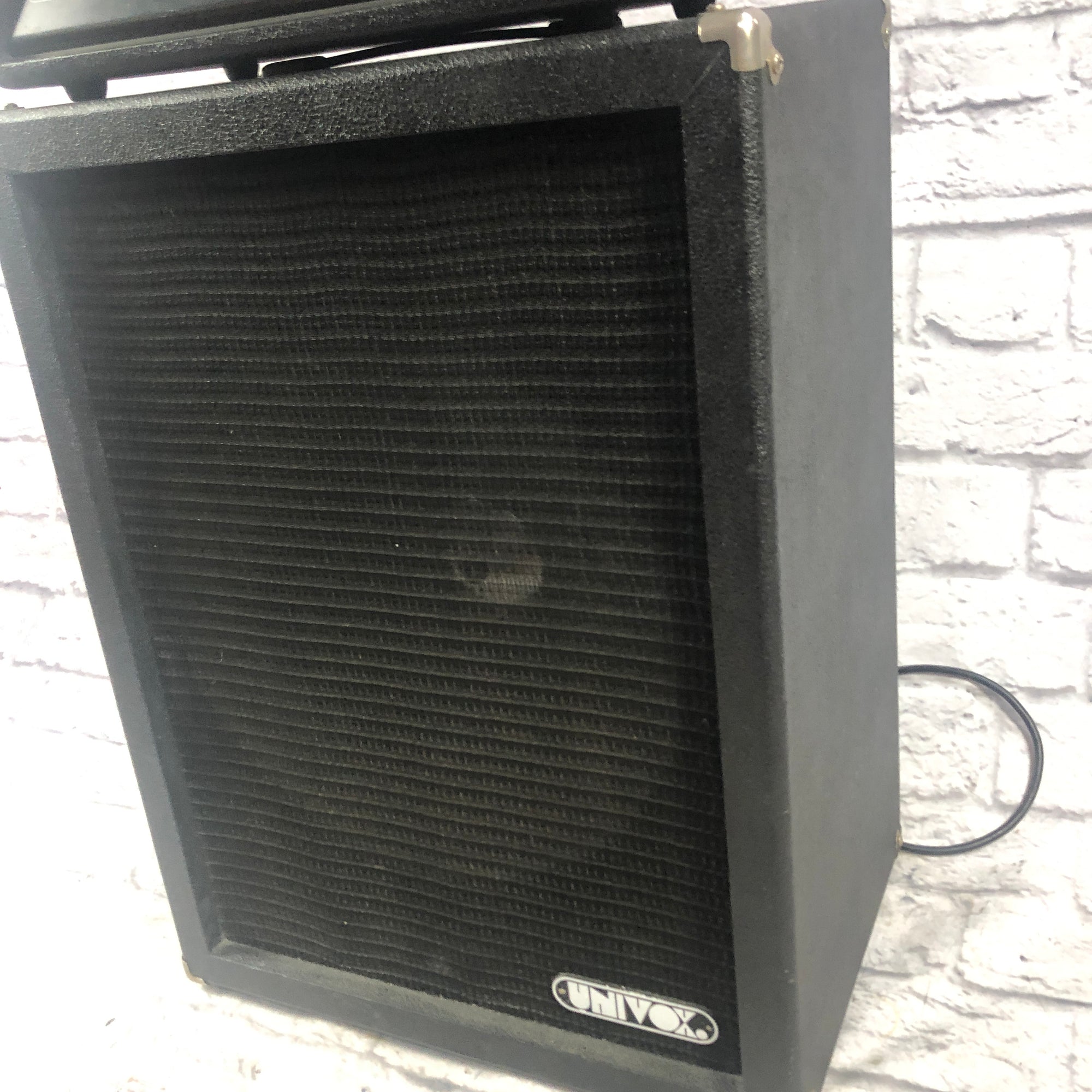 Univox UB250 Bass head & 115 Cabinet Bass Head