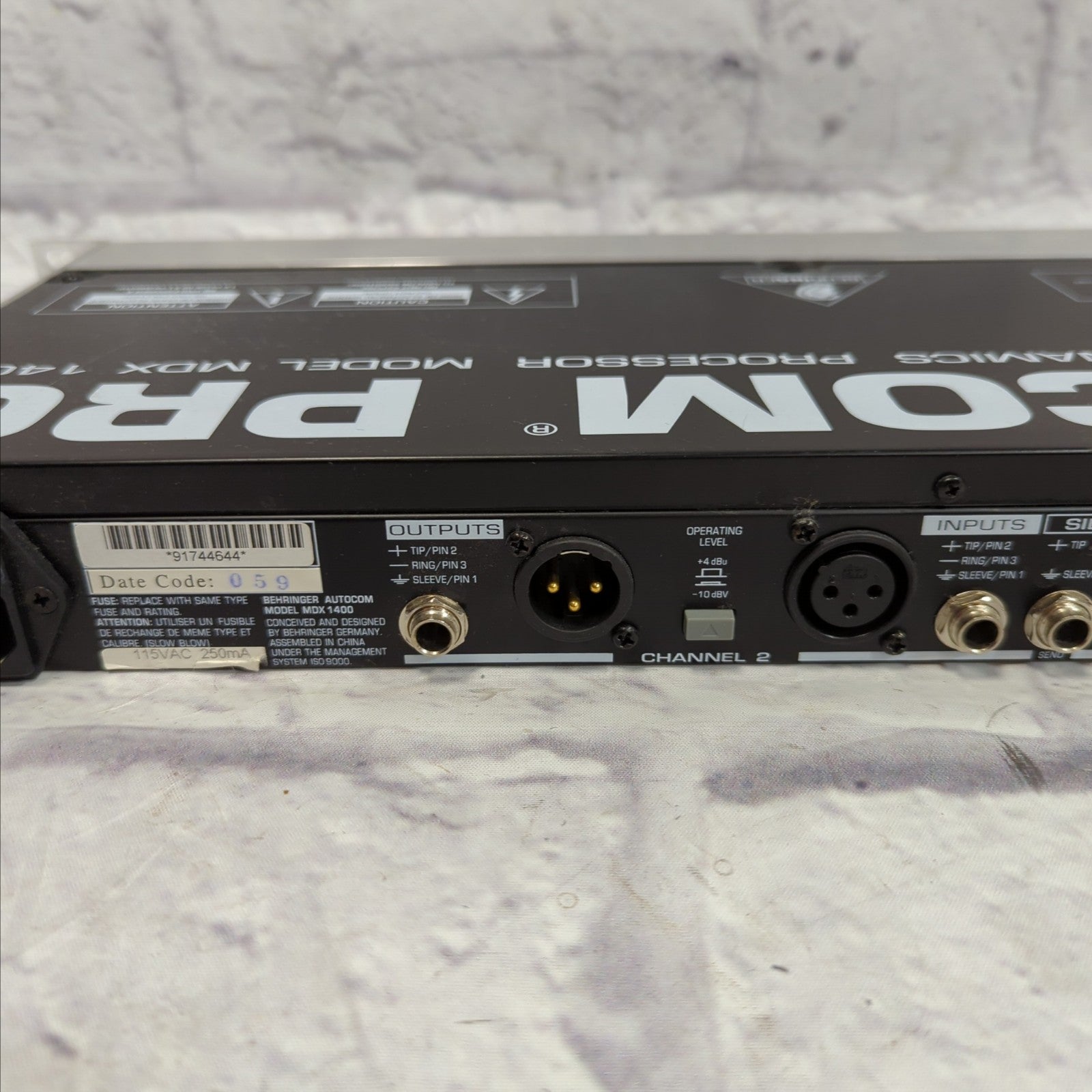 Behringer Rack Compressor Behringer MDX1400 Rack Compressor Limiter - Evolution Music