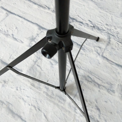No Name wire stand