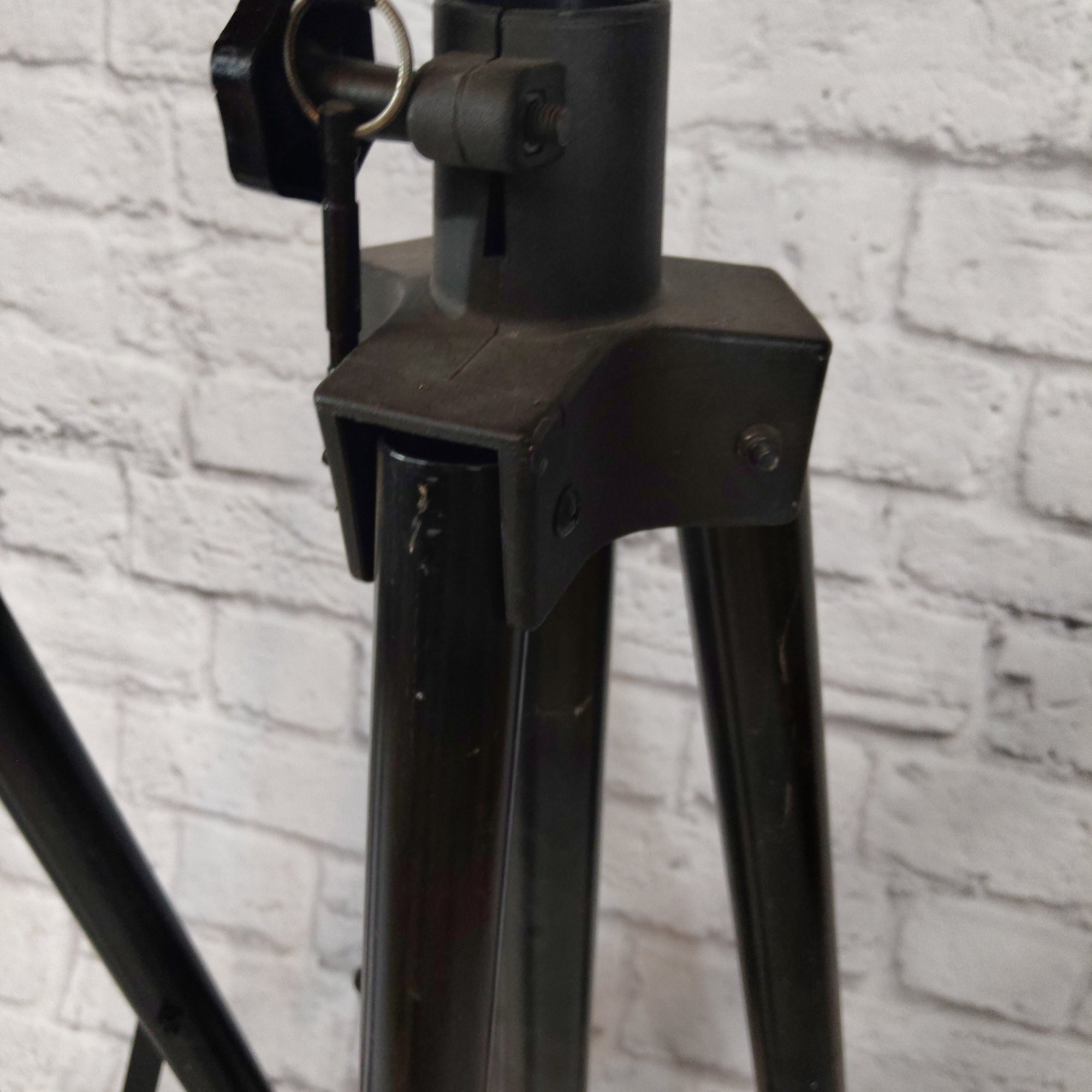 Ultra KS155BK Speaker Stand Pair (used)