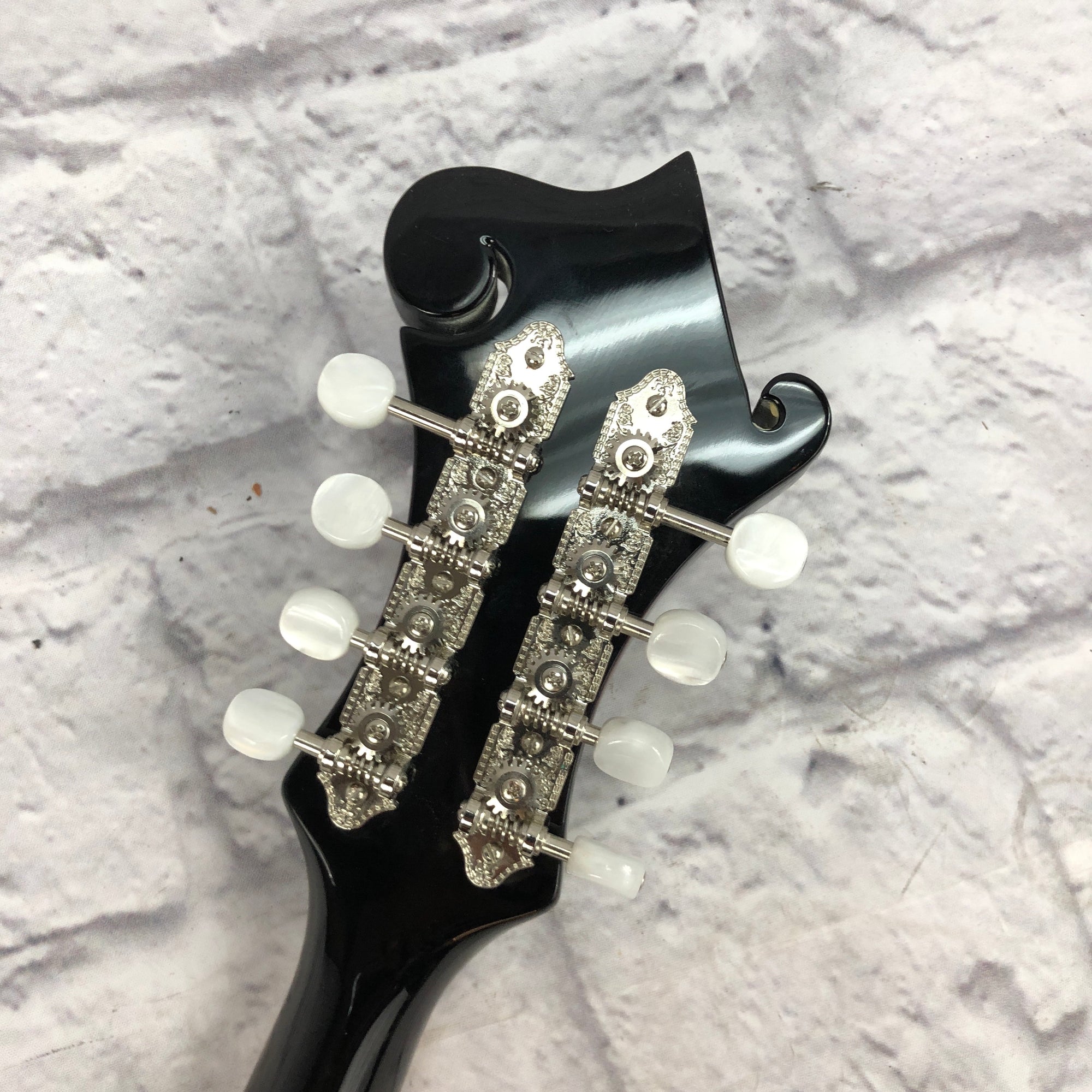 Loar LM520VS F Style Mandolin