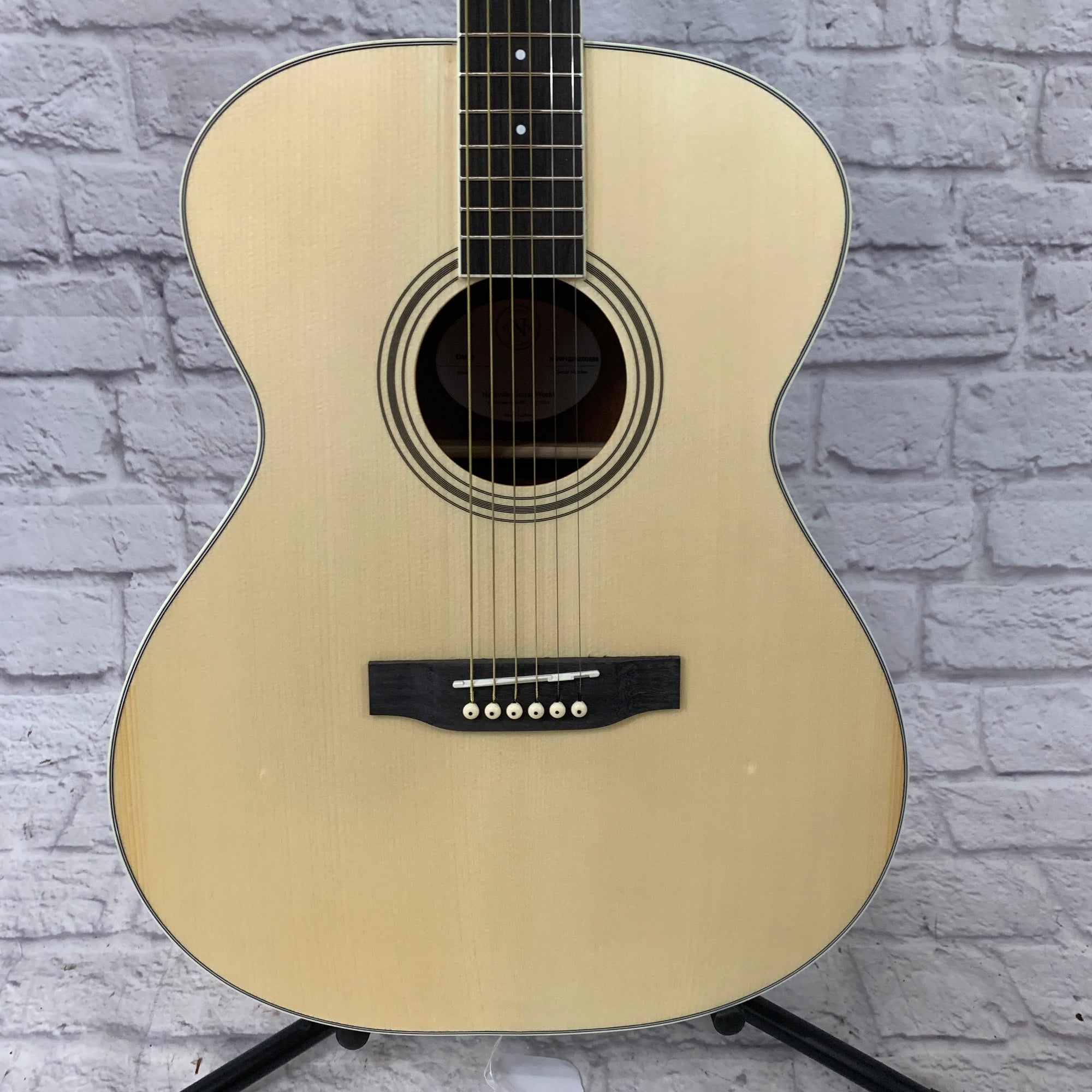 Nashville Guitar Works OM10 Orchestra Acoustic - Natural