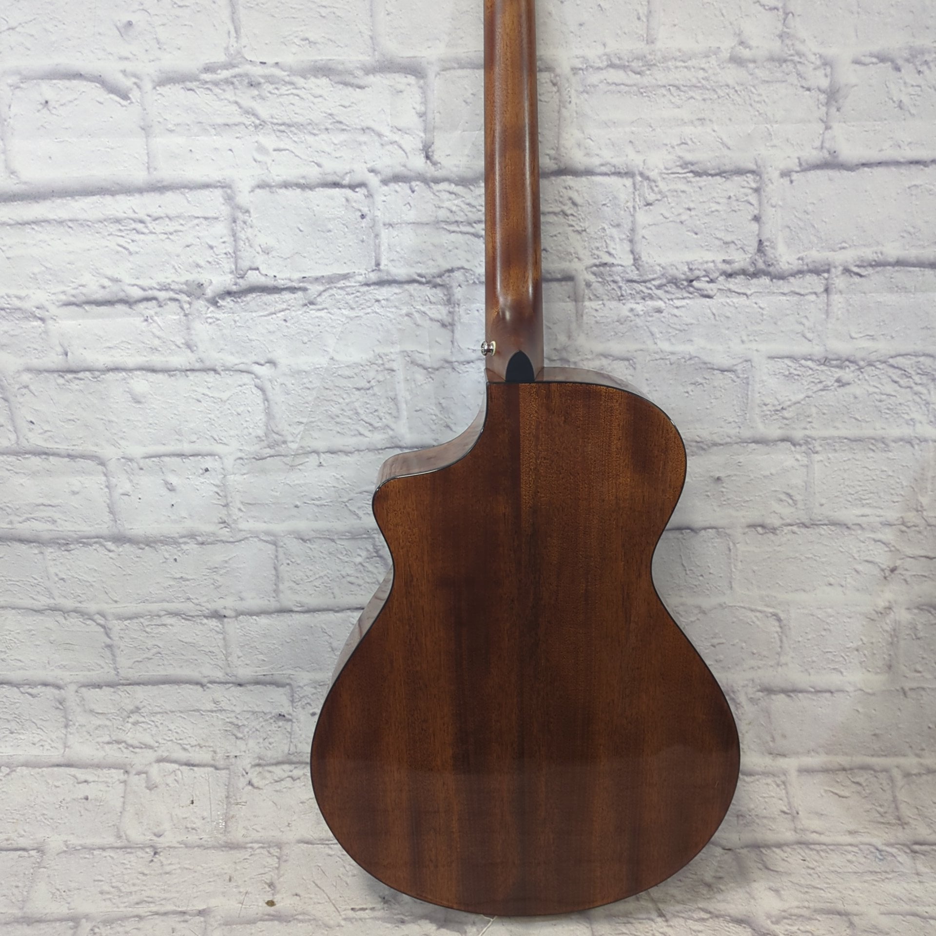 Breedlove Discovery CE Concert Acoustic