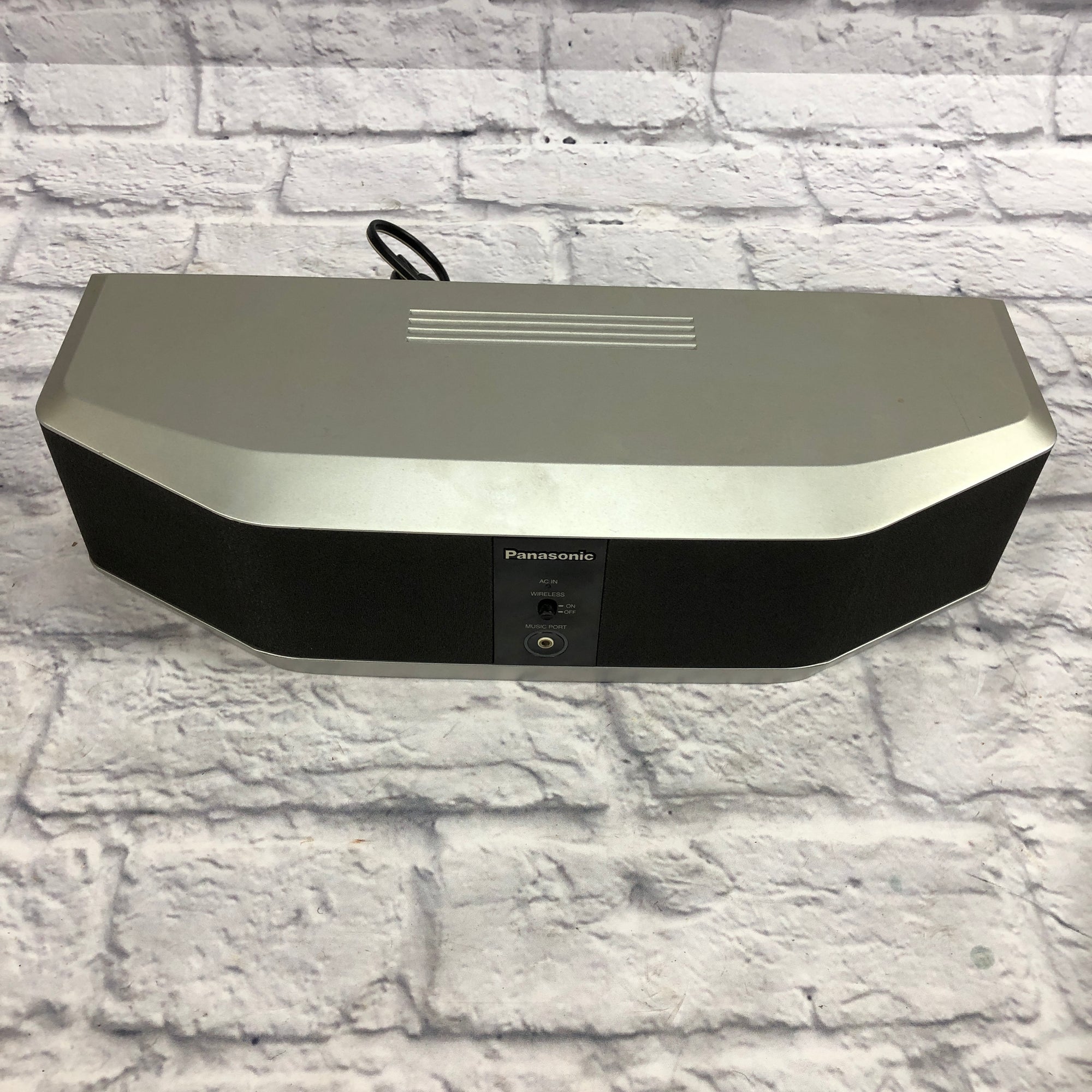 Panasonic SB-SA640 Speaker Needs Aux Cord