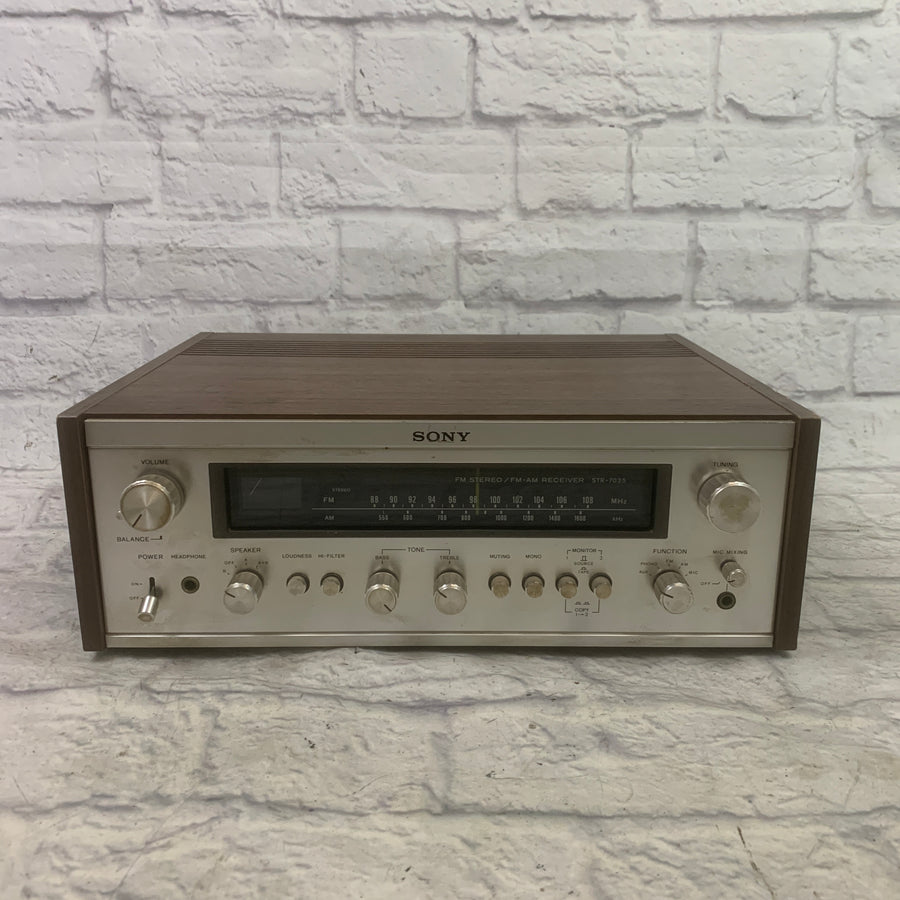 Sony Receiver (Silver/Wood)