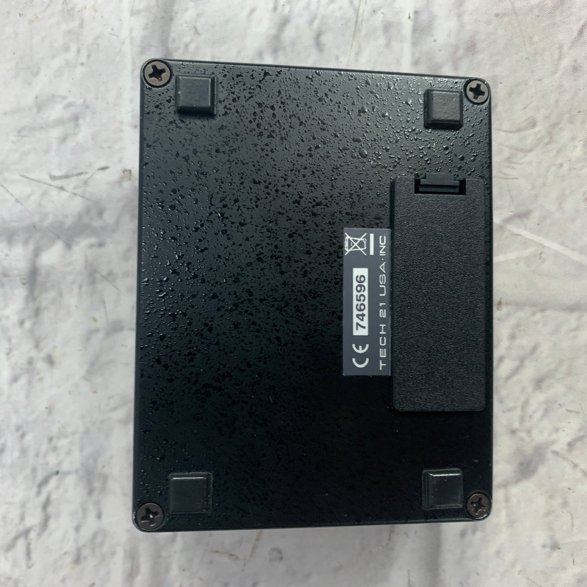 Tech 21 Sansamp Bass DI V2