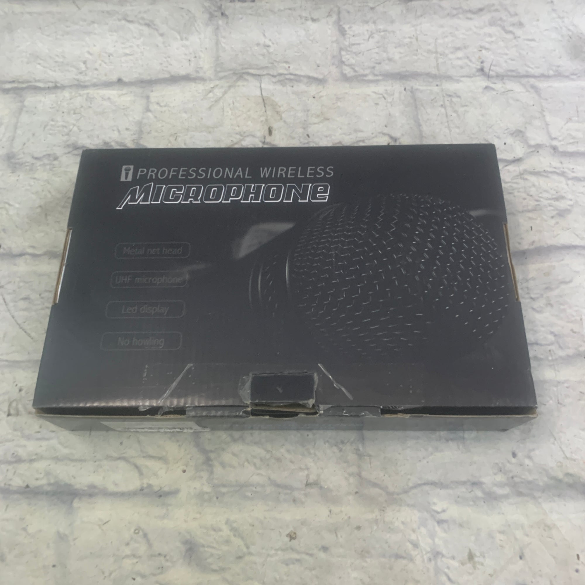 Unknown Wireless Mic system W/2 Mics