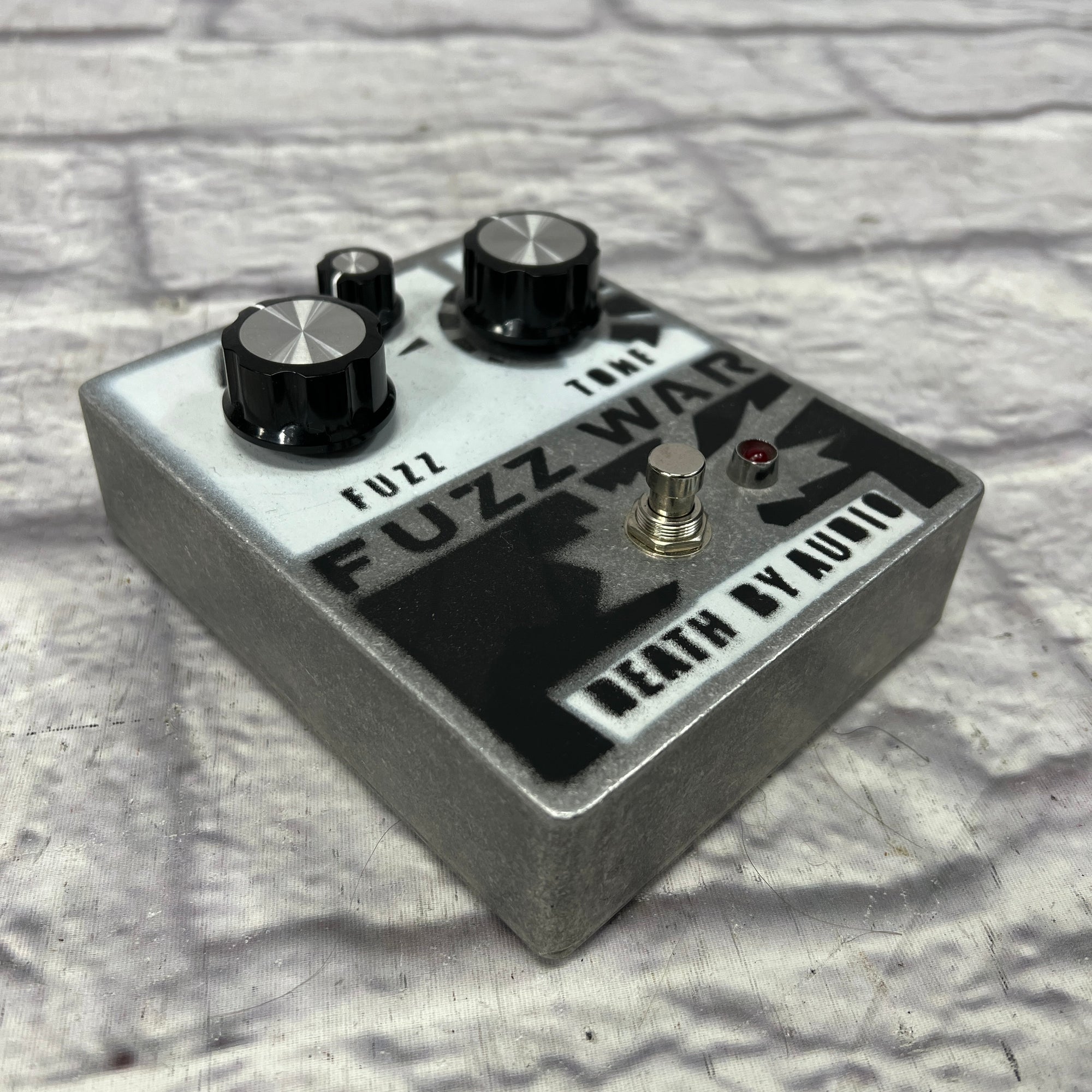 Death By Audio Fuzz War Fuzz Pedal