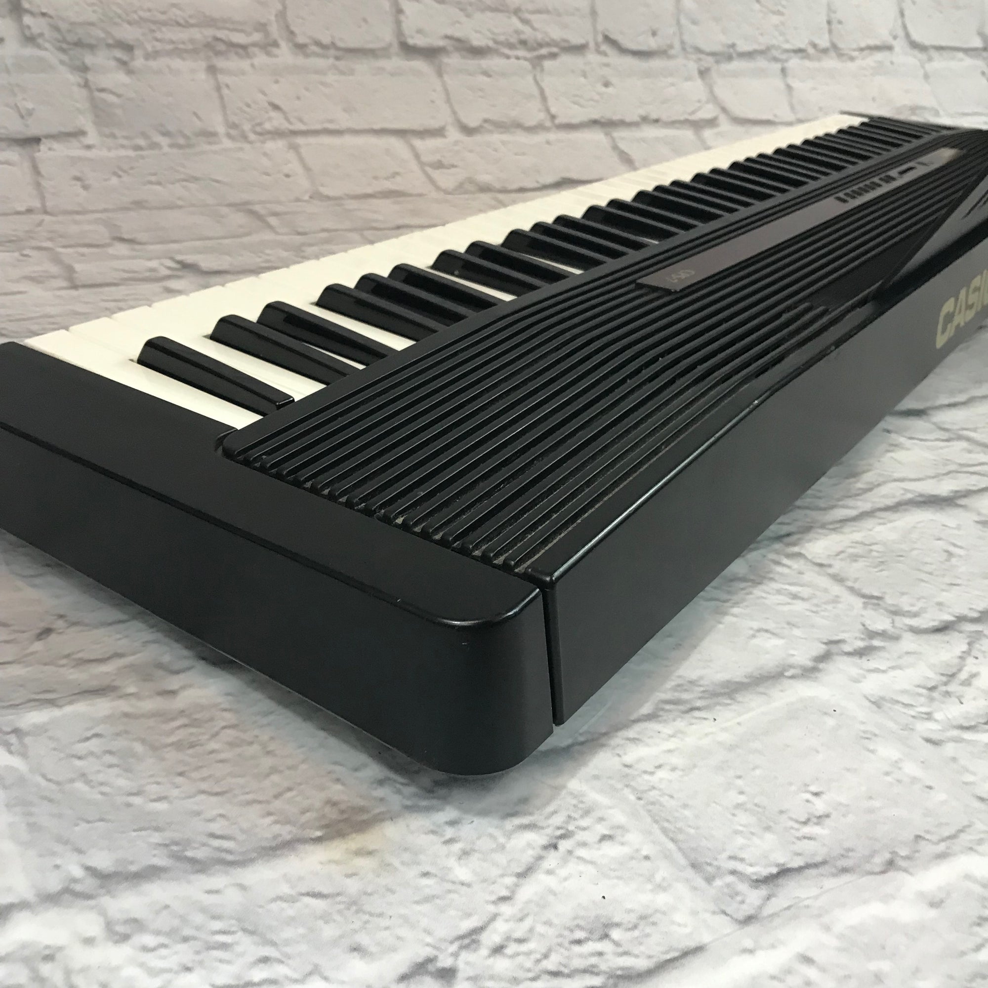 Casio 76 Key Keyboard w Power Supply - Evolution Music
