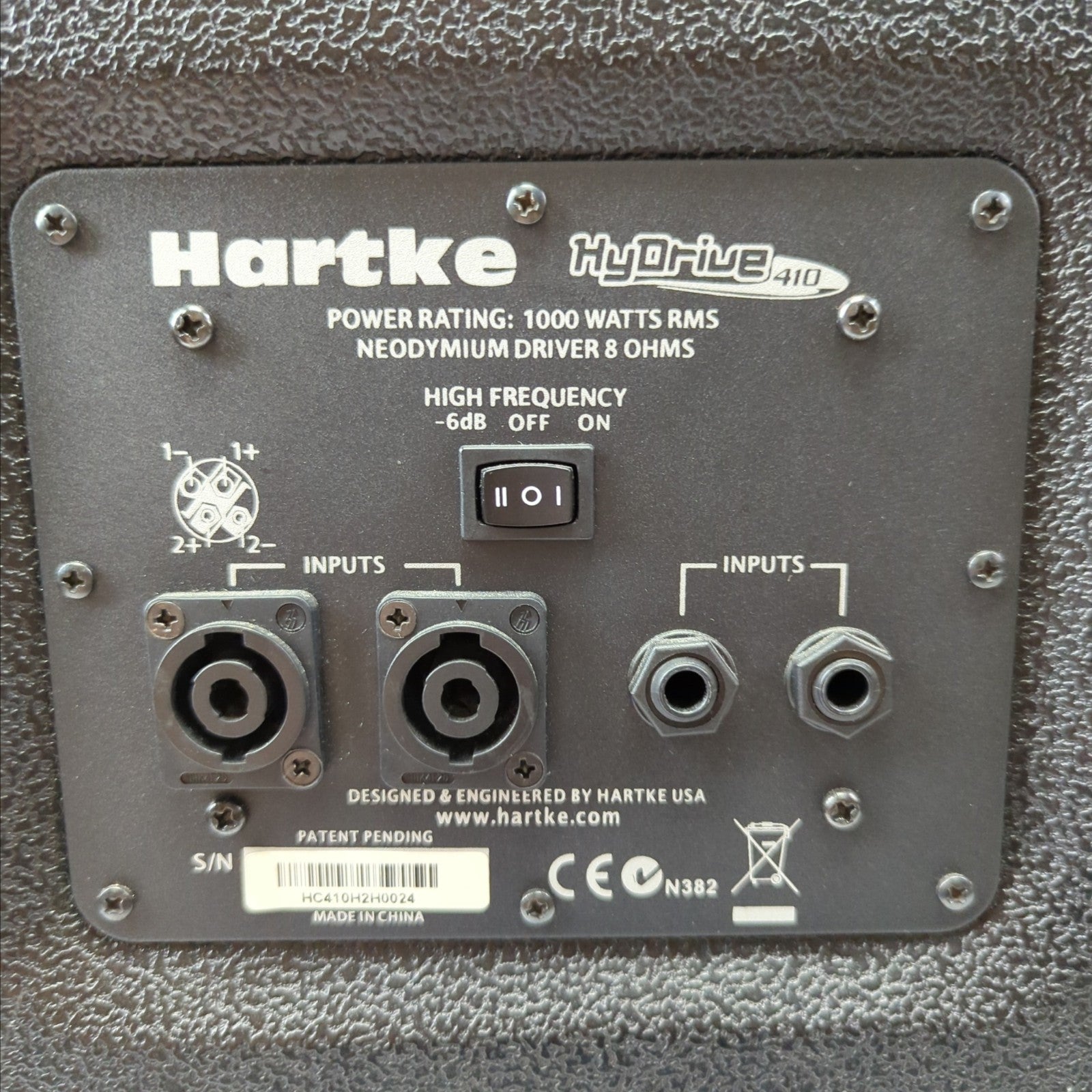 Hartke Hydrive 410 Bass Guitar Speaker Cabinet (4x10", 1000 Watts)