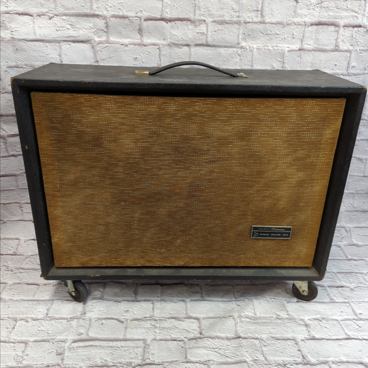 Silvertone Solid State 150 6x10 Guitar Cab