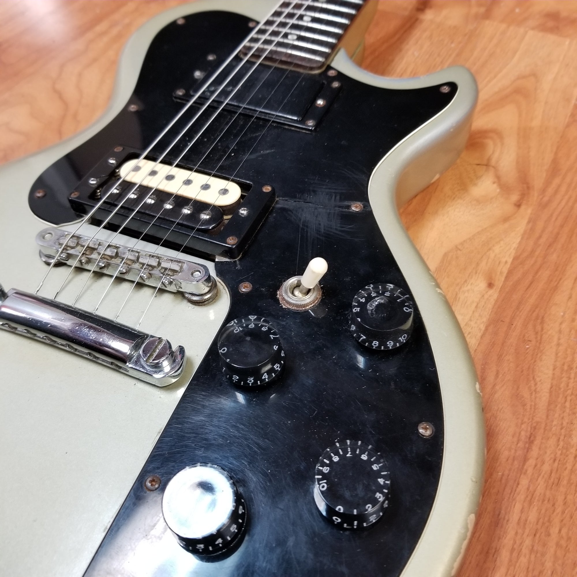Gibson Sonex Deluxe Silver 1983