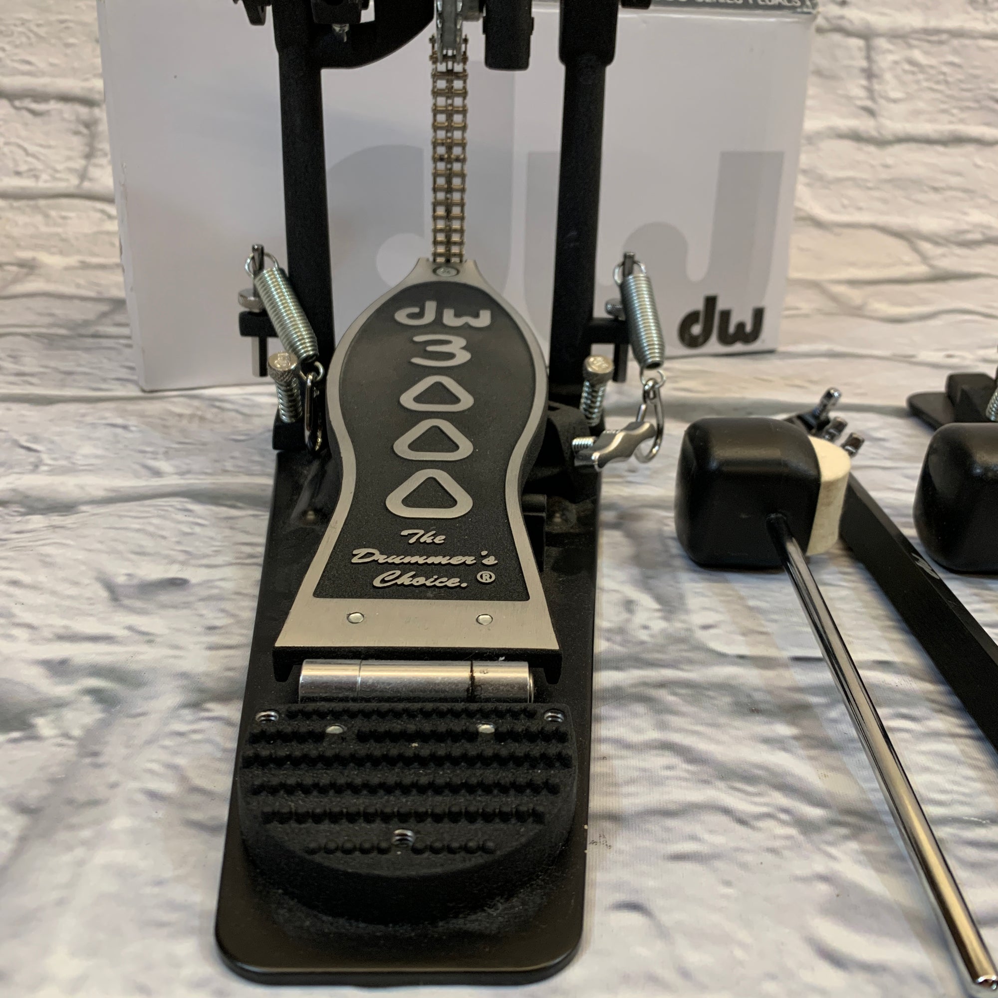 DW 3000 Double Bass Drum Pedal