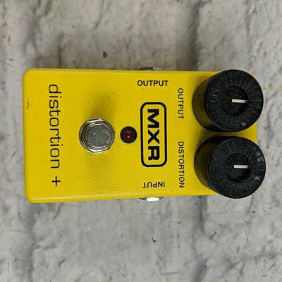 MXR Distortion + Distortion Pedal