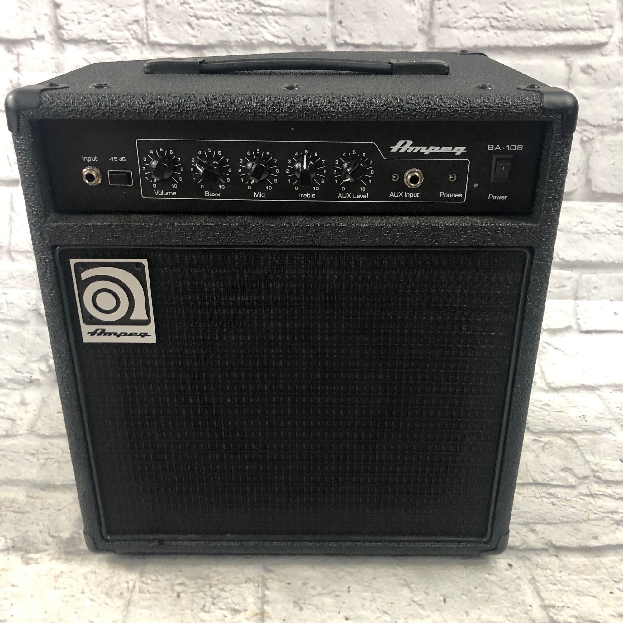 Ampeg BA-108 V2 Bass Practice Amp - Evolution Music