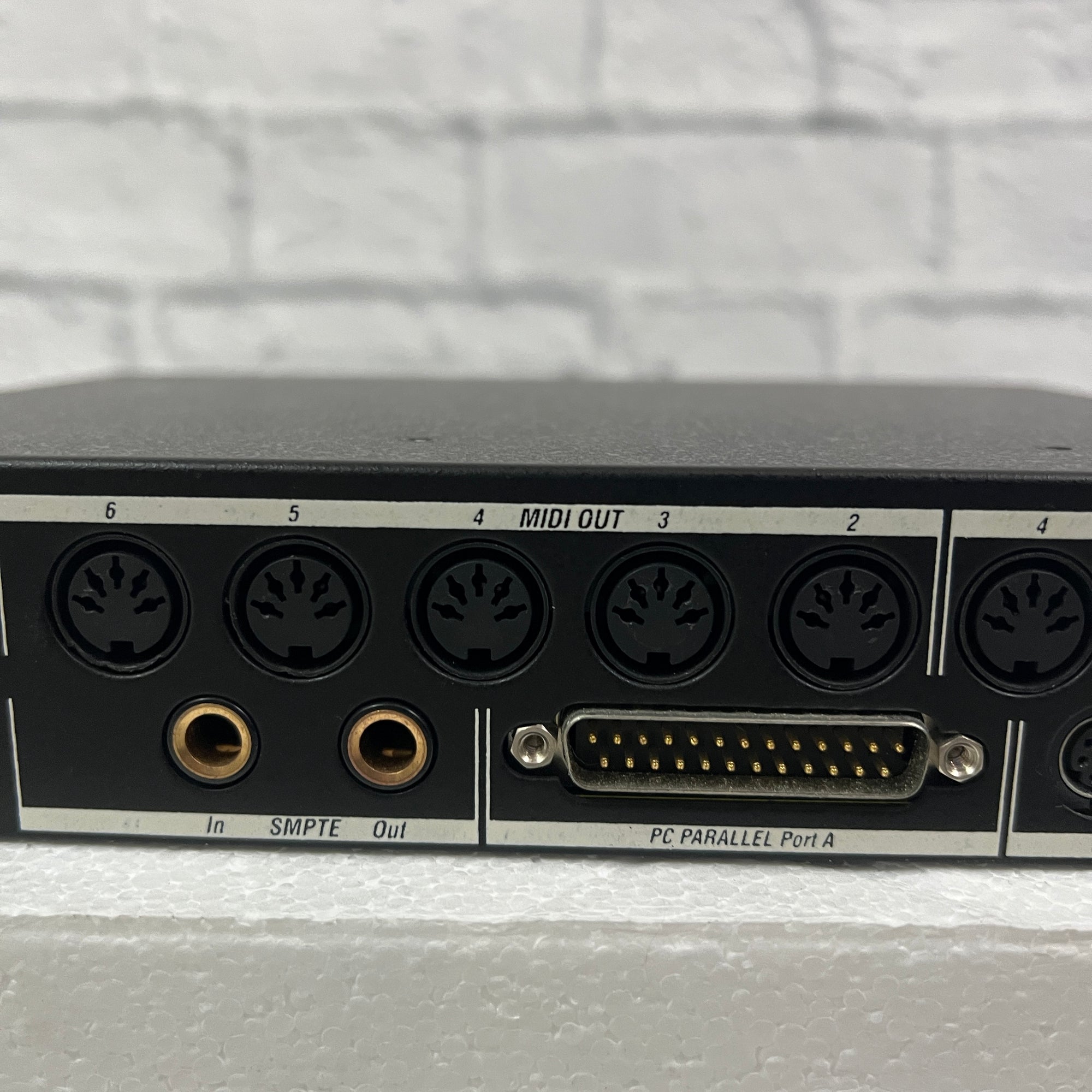 Motu Micro Express 4x6 Audio Interface