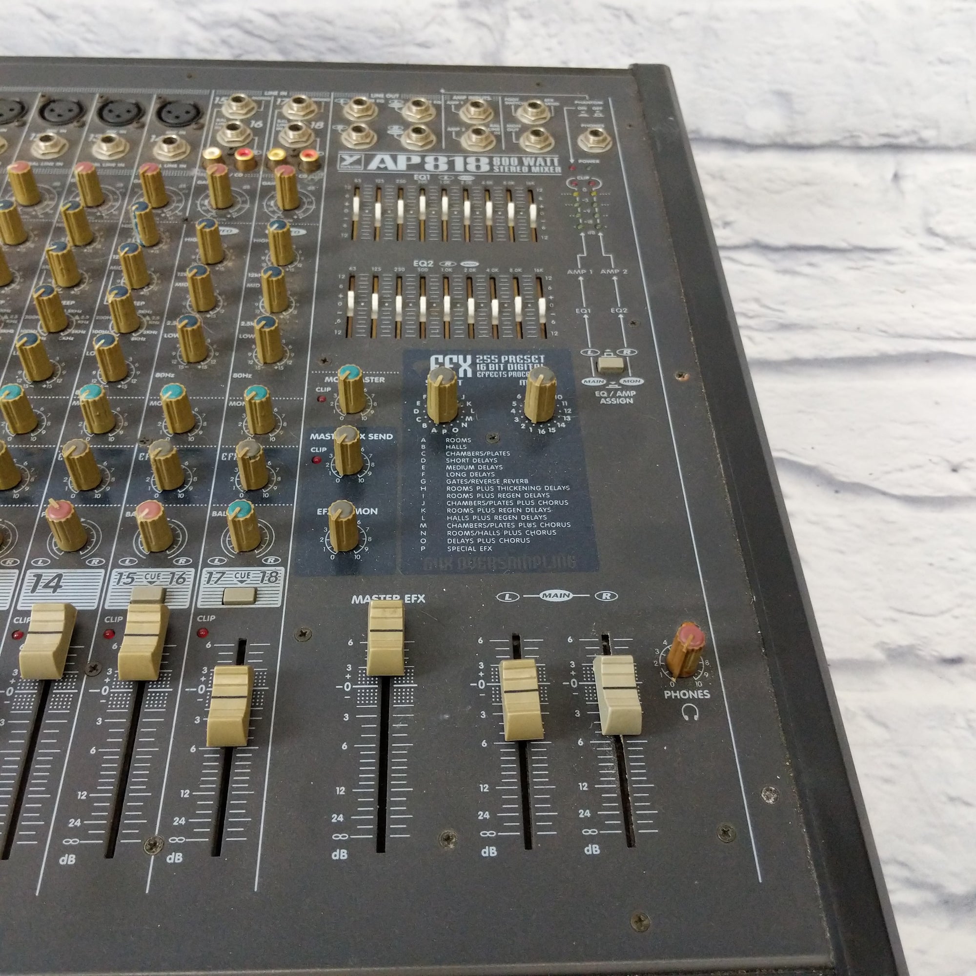 Yorkville AP818 800W 18 Channel Powered Stereo Mixer PA w
