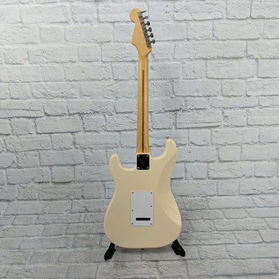 2000 Fender MIM Stratocaster
