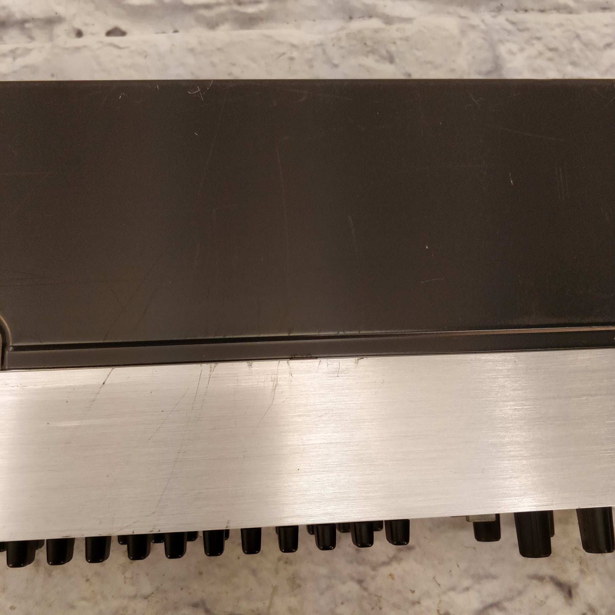 Behringer Ultragraph Pro FBQ3102 - 31-band Stereo Graphic EQ