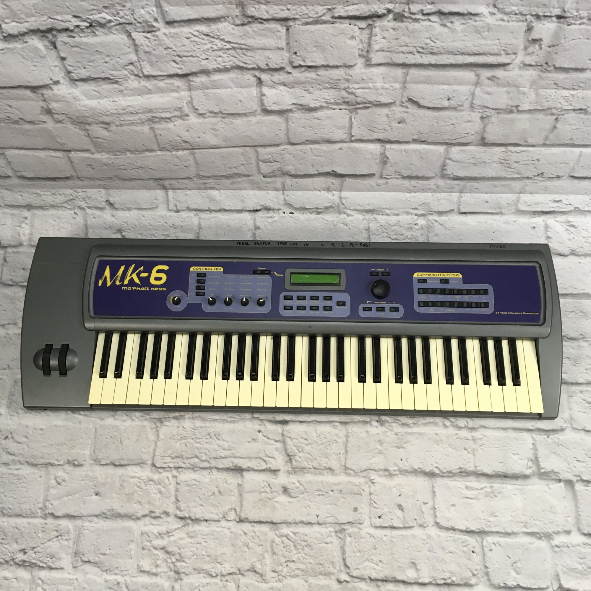 E-MU MK-6 Mo'Phatt Keys 64-Voice Expandable Synthesizer