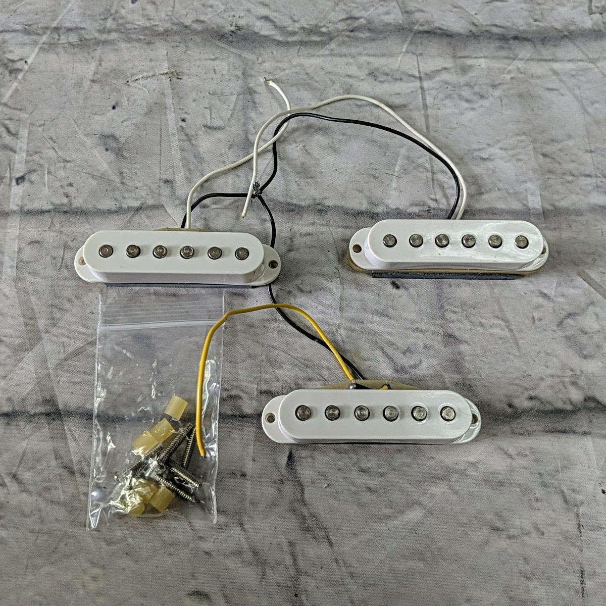 Unknown Stratocaster Pickup Set White
