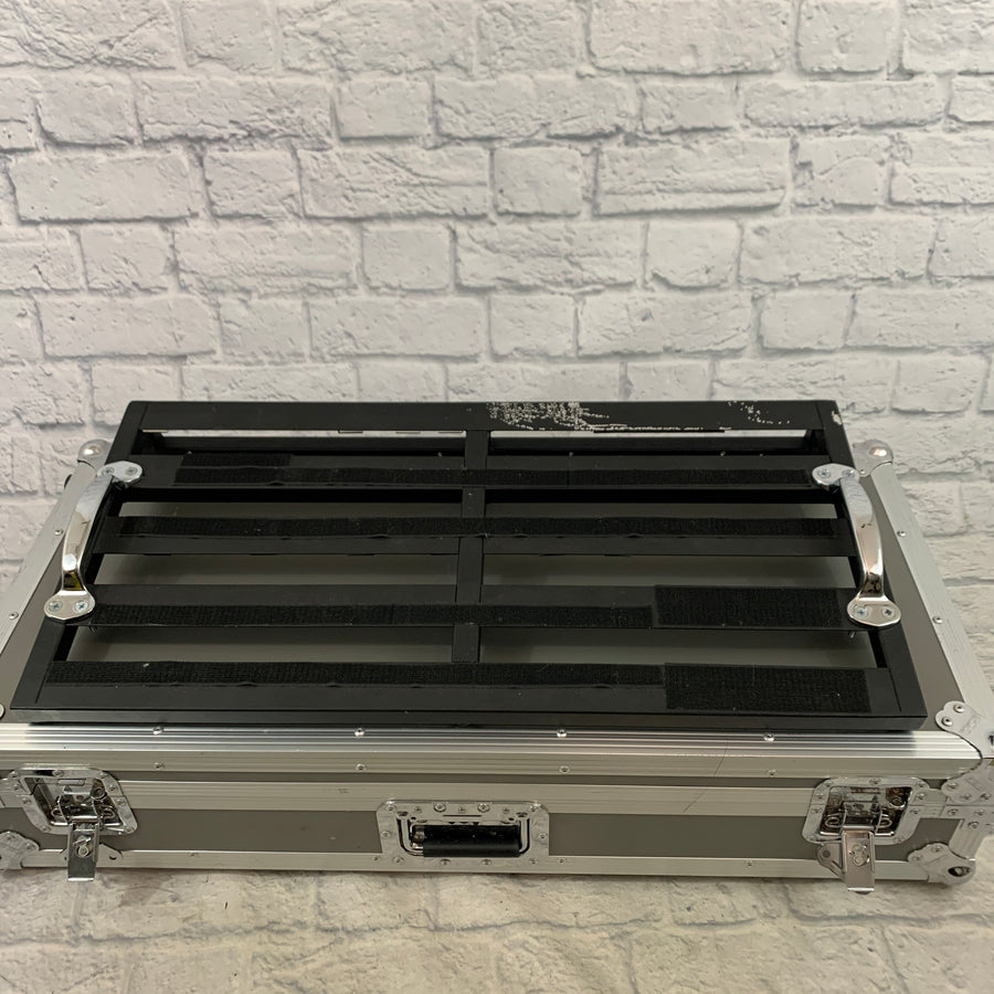 Pedaltrain Pro Pedal Board w/ Wheeled Tour Case