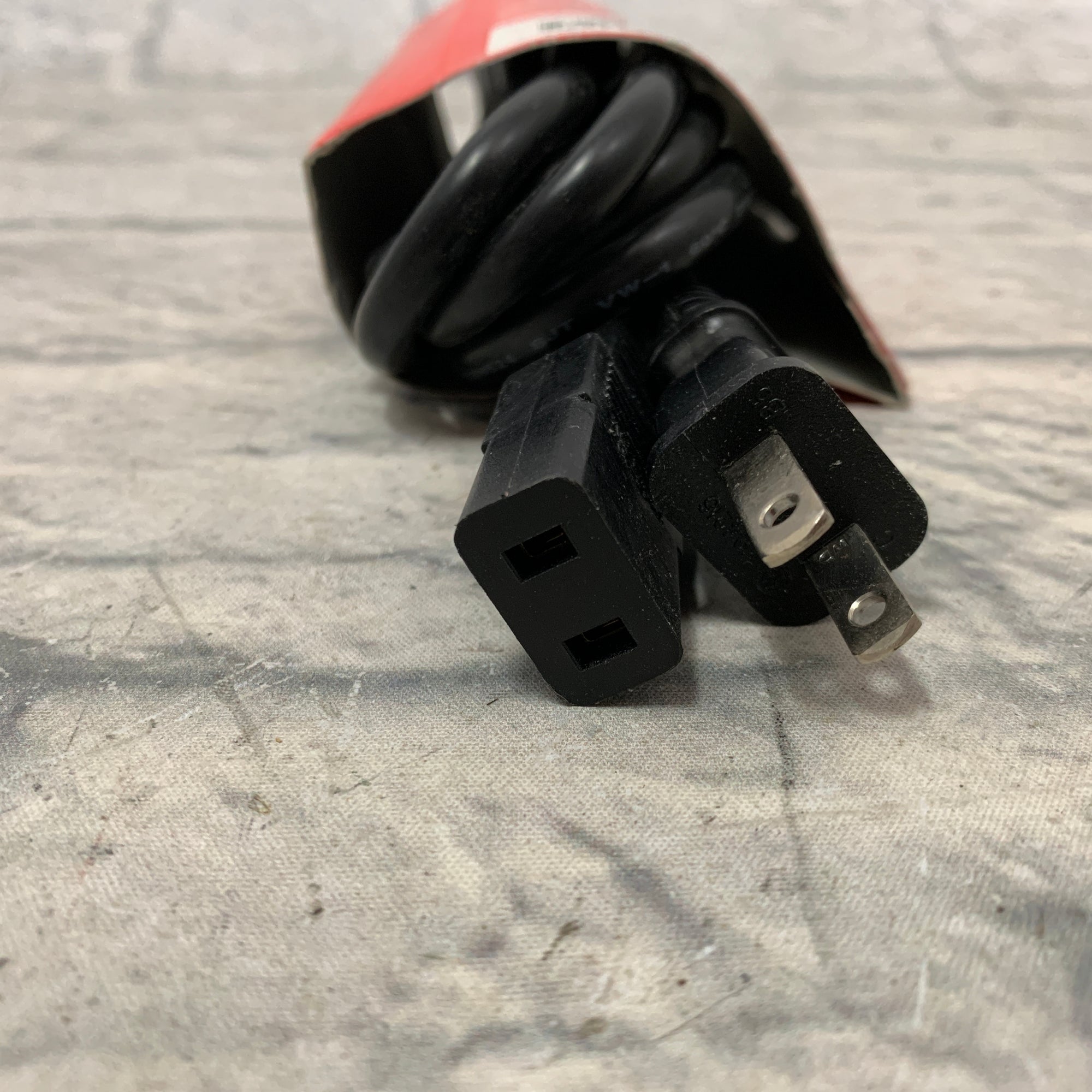 Hosa PWC-178 Amp Electrical Power Cable 8ft - New Old Stock!