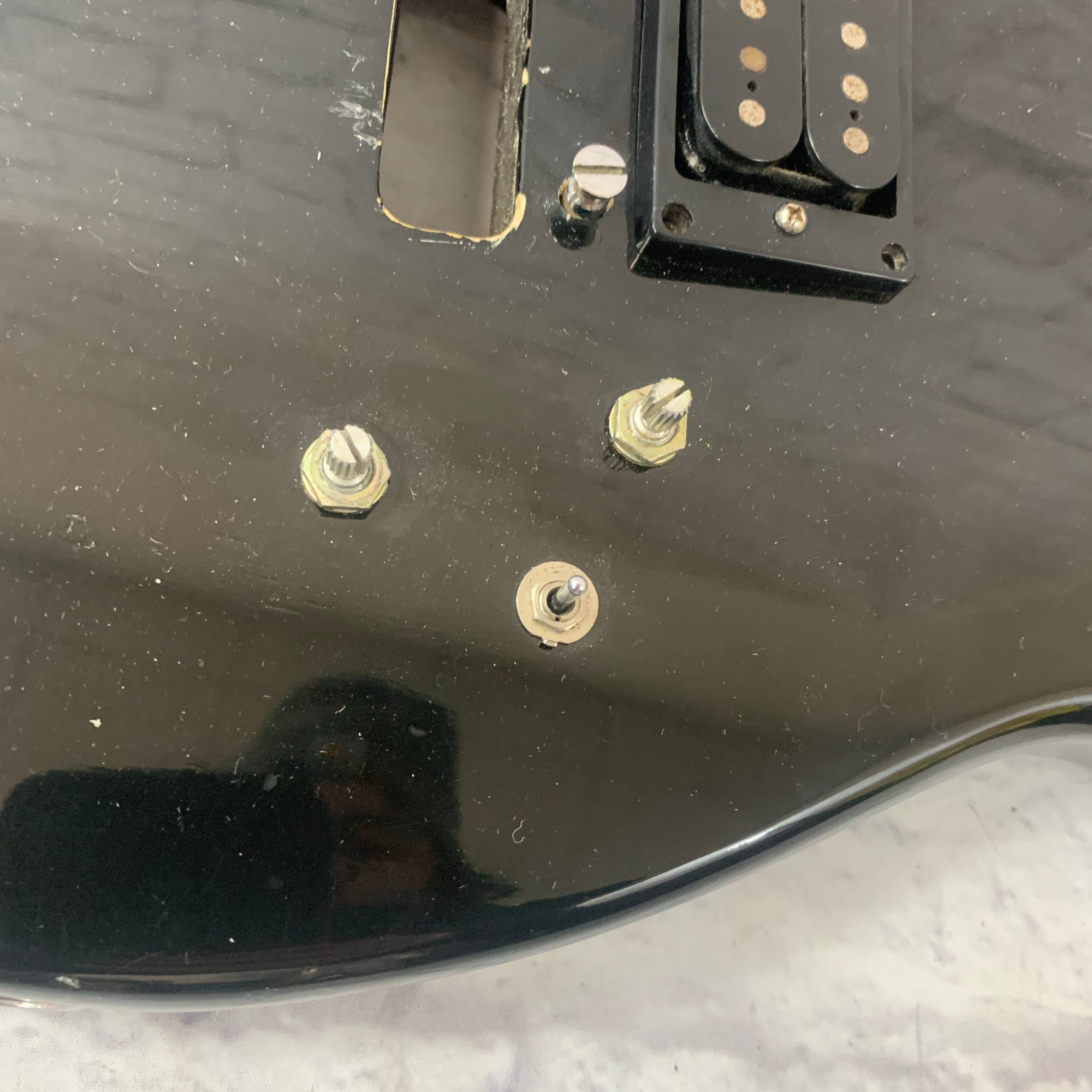 Unknown Black Electric Guitar Body 2HB