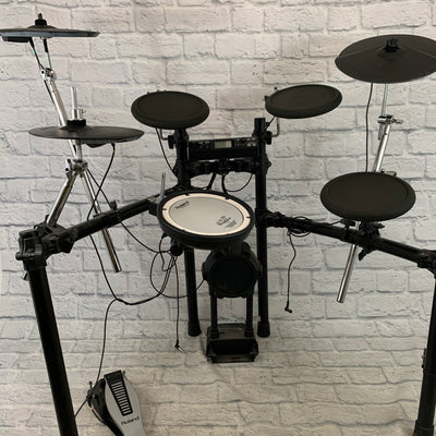 Roland TD-4 Electronic V-Drum Kit w/ Mesh Snare & Bass