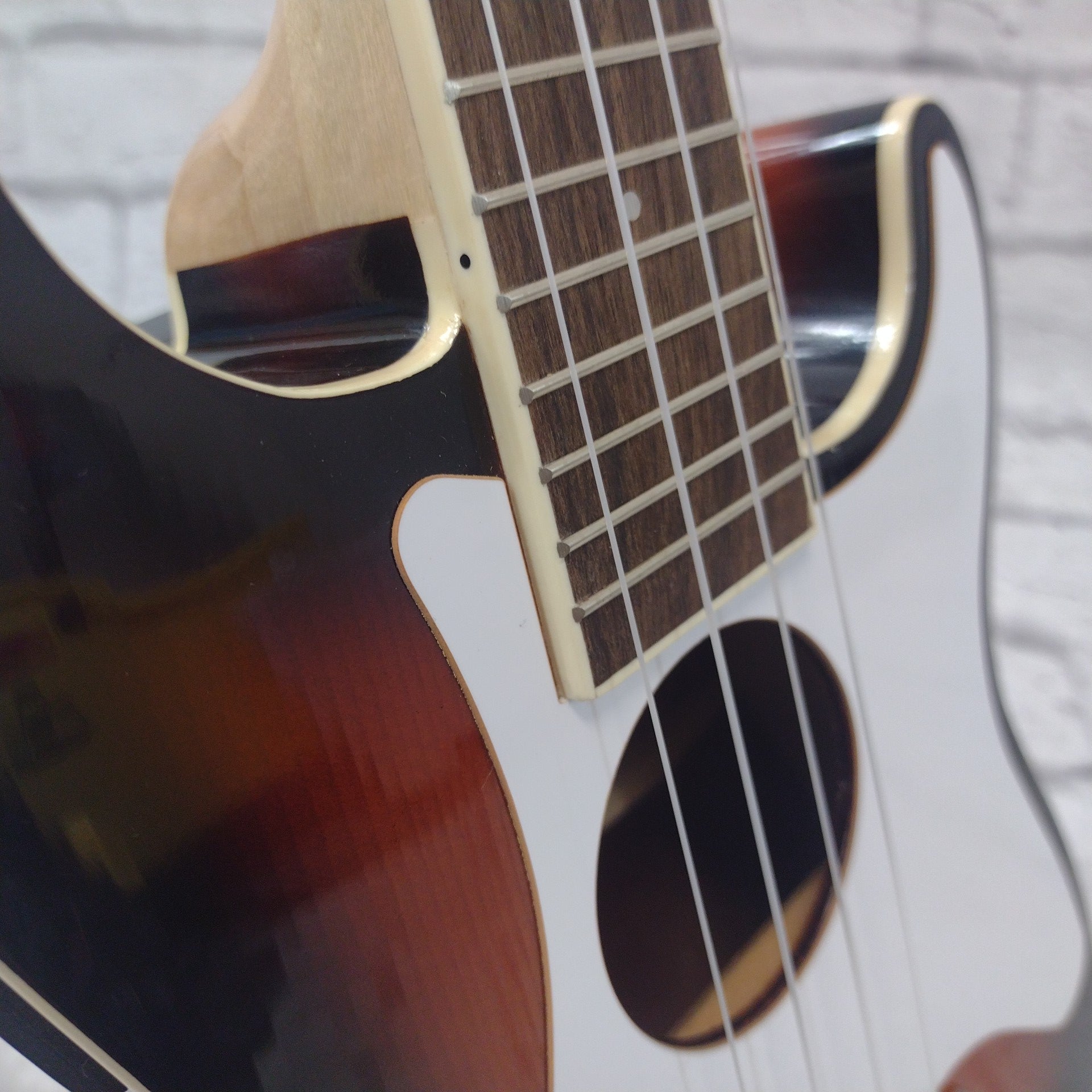 Fender Fullerton Strat Ukulele