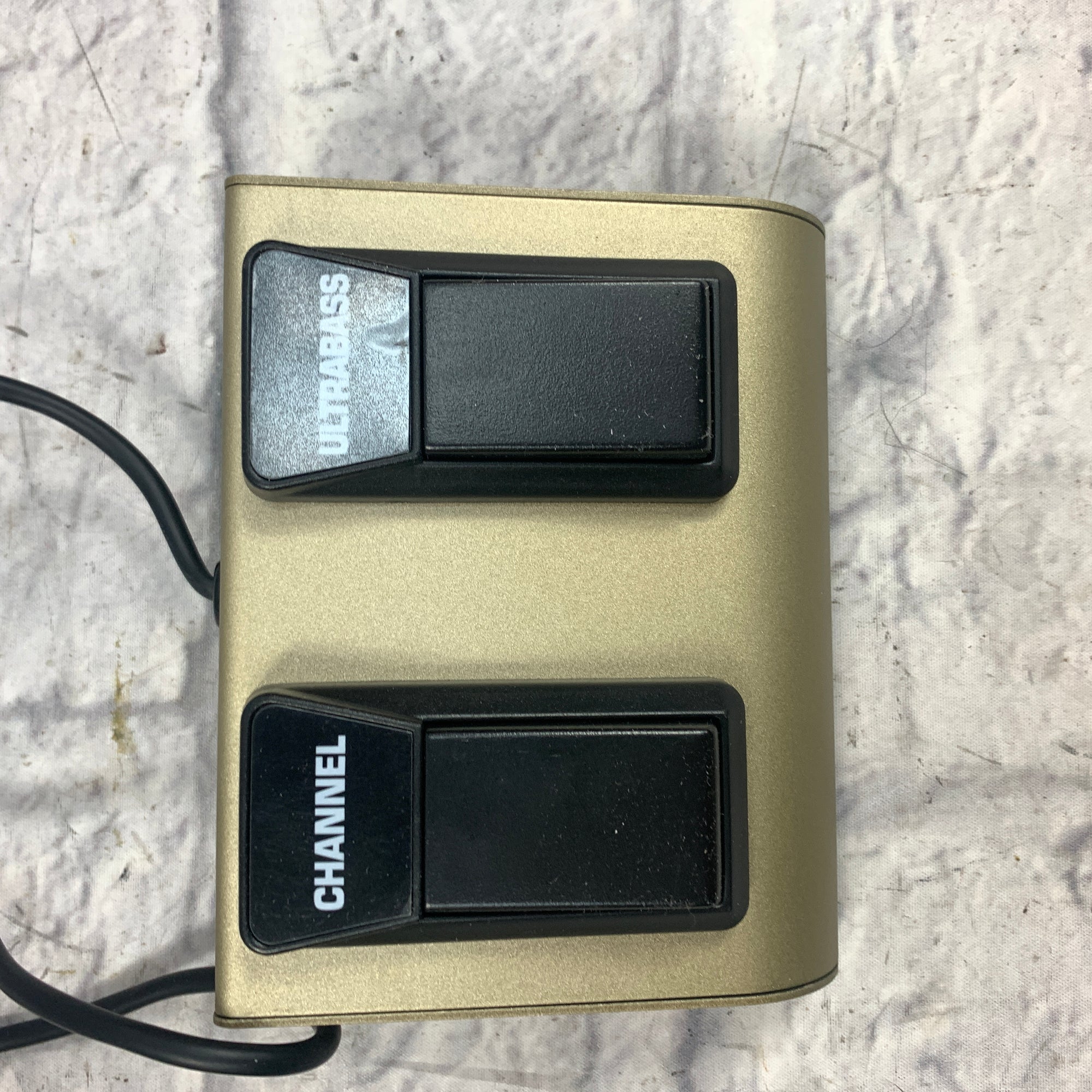 Behringer FS112B 2 Button Footswitch