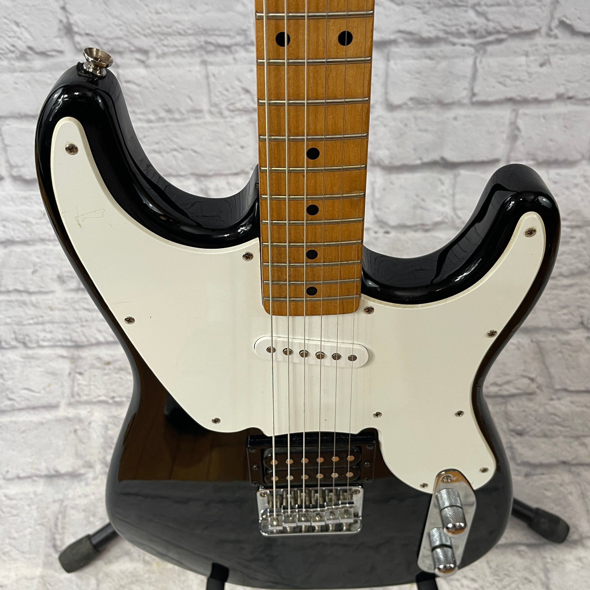 Squier Black 51 Series Modified Telecaster-Stratocaster