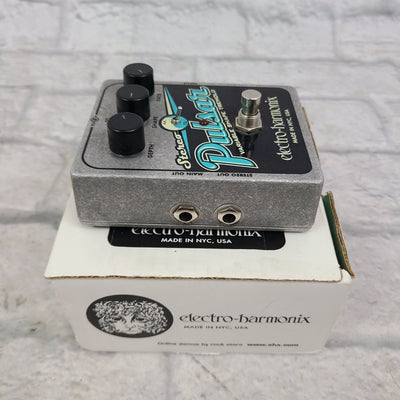 Electro-Harmonix Pulsar Variable Shape Tremolo Modulation Pedal w/ Box