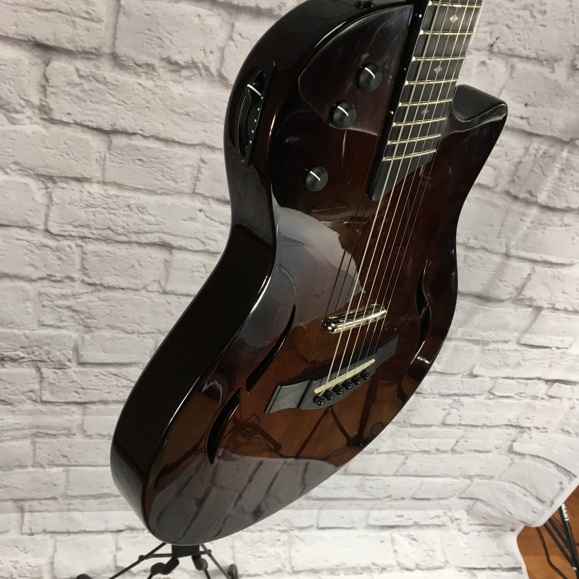 Taylor T5z Classic DLX Acoustic Electric Guitar