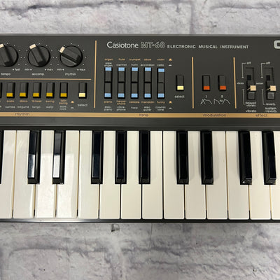 Casio Casiotone Vintage MT-68 with Case and Power Supply 1980s