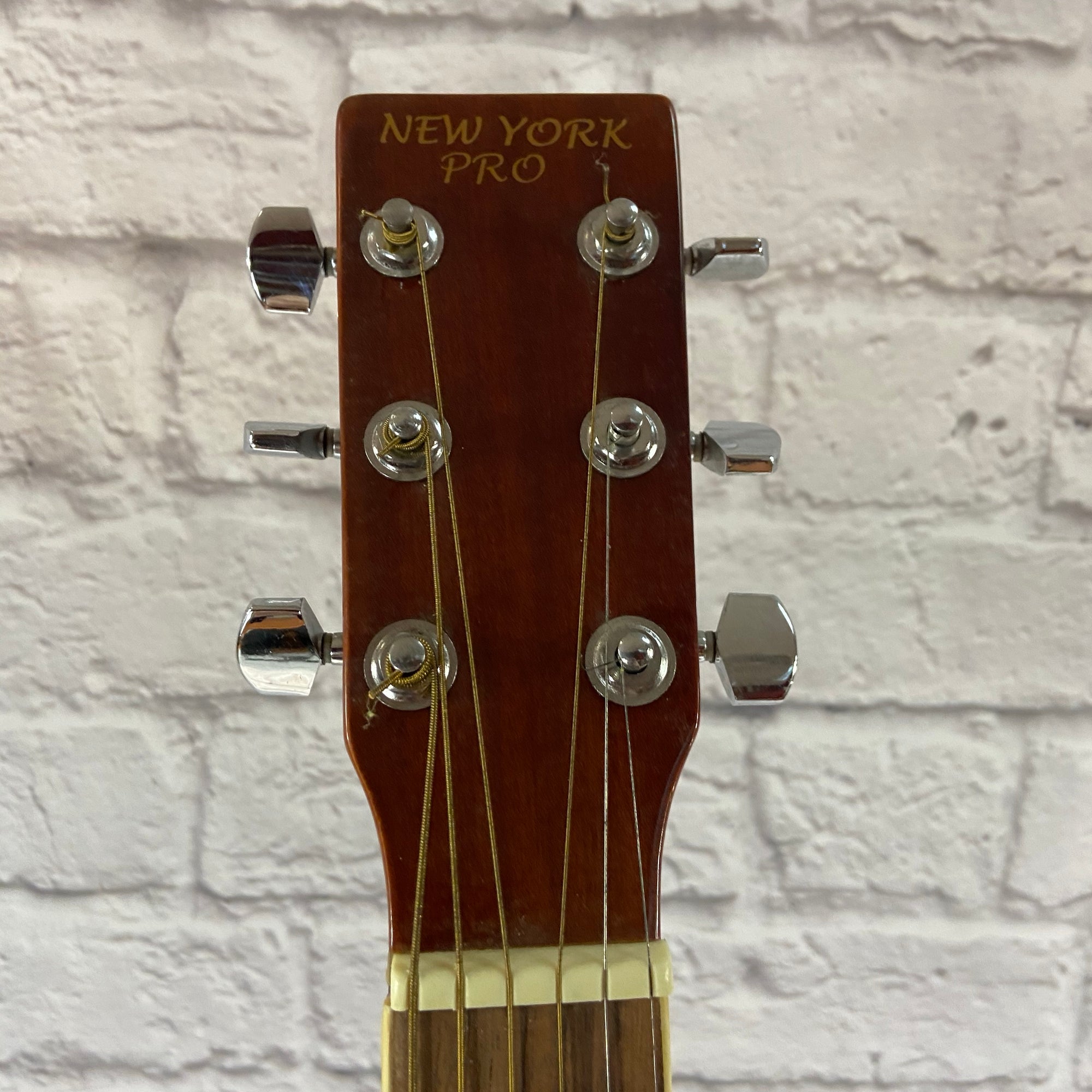 New York Pro NY-977C Acoustic Guitar with cutaway - 3-Color Sunburst