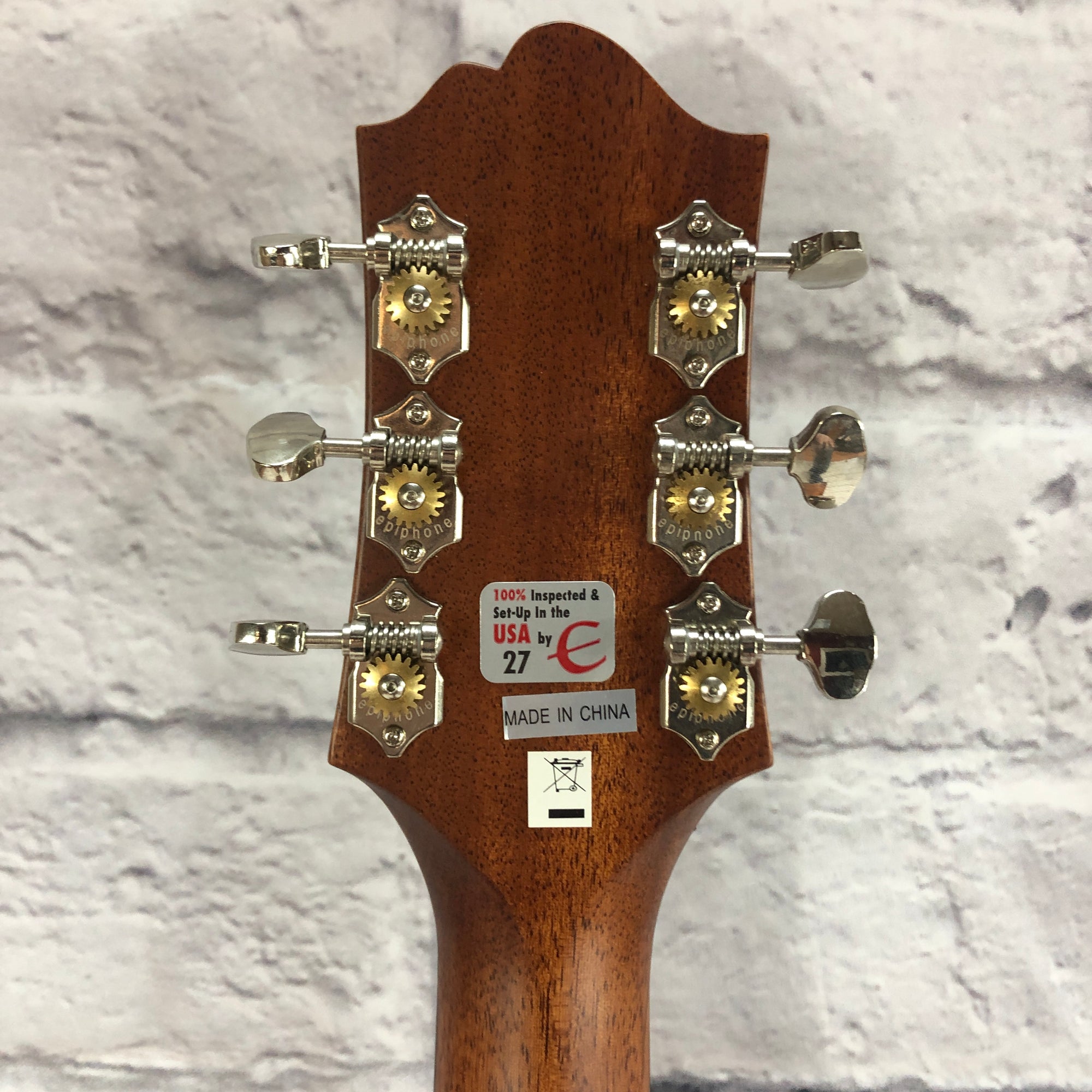 Epiphone DR400 MCE Masterbuilt Solid Top & Sides Acoustic Guitar